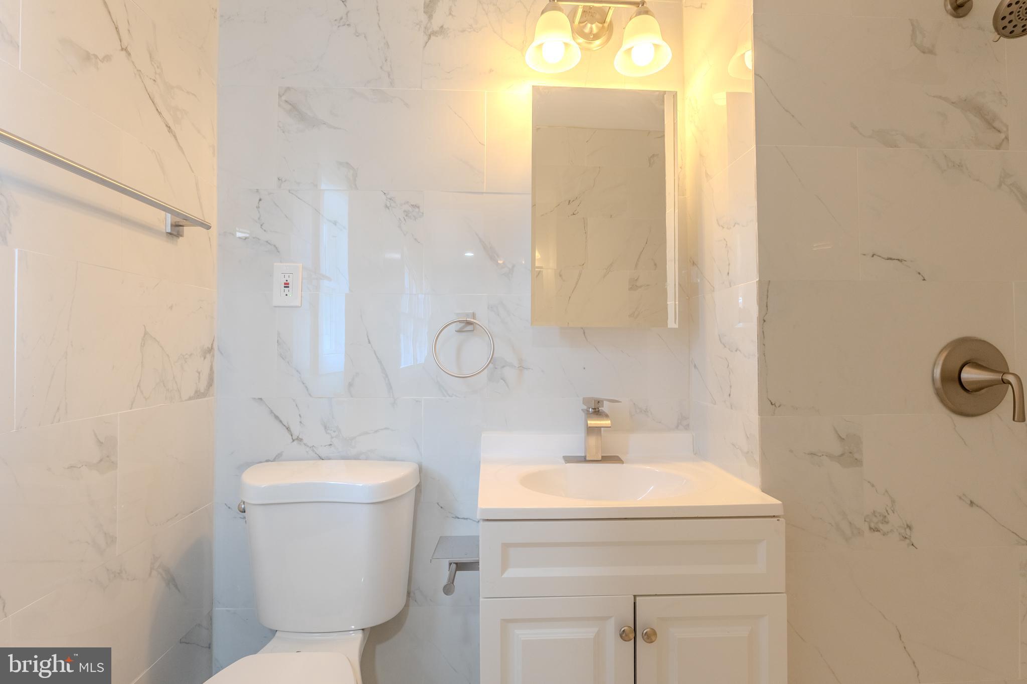 CHADWICK MANOR - Residential