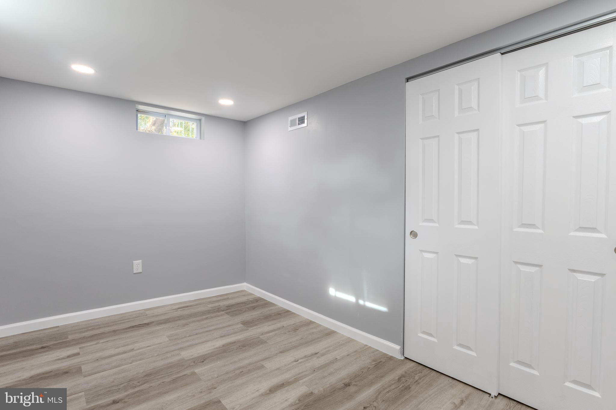 CHADWICK MANOR - Residential