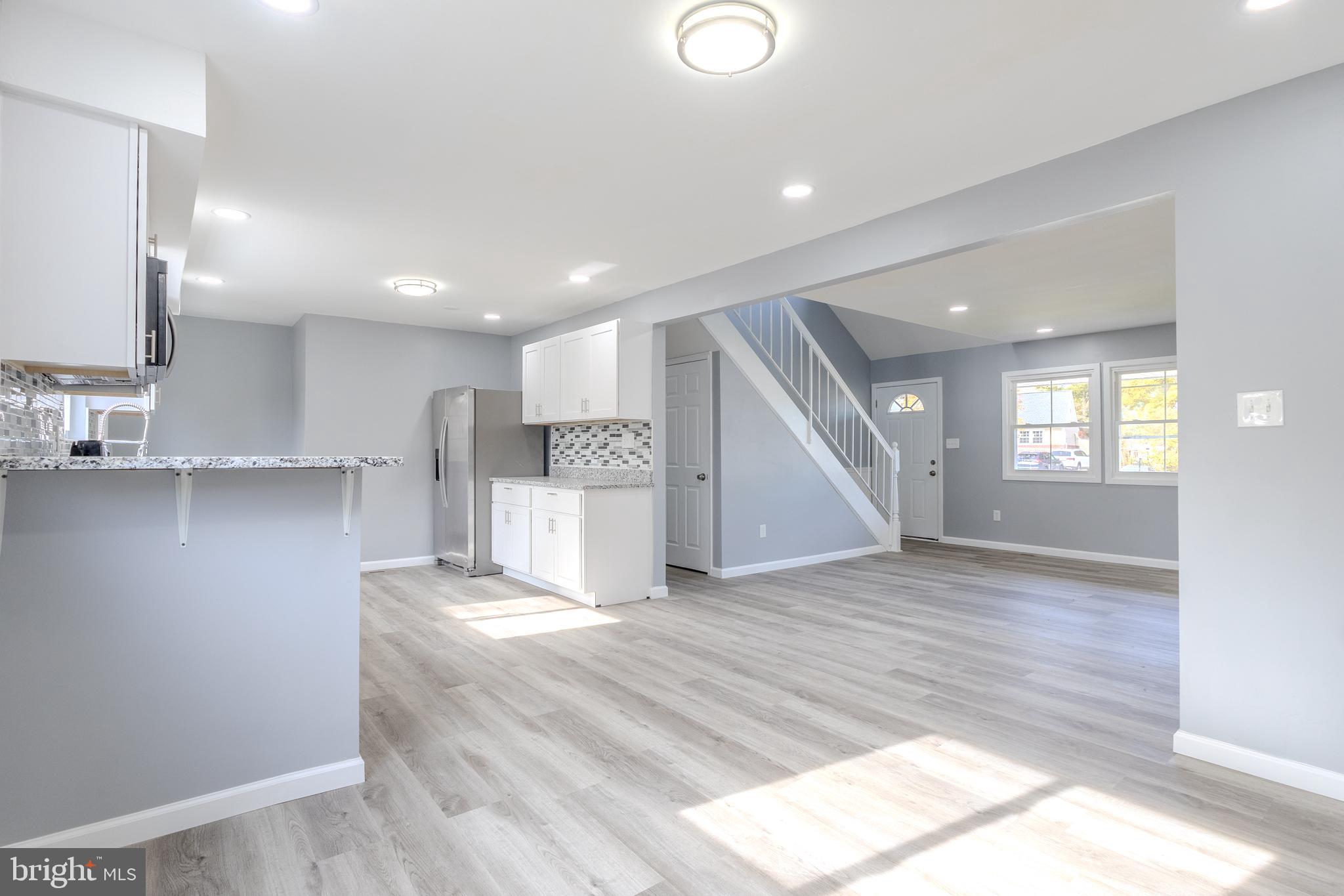 CHADWICK MANOR - Residential