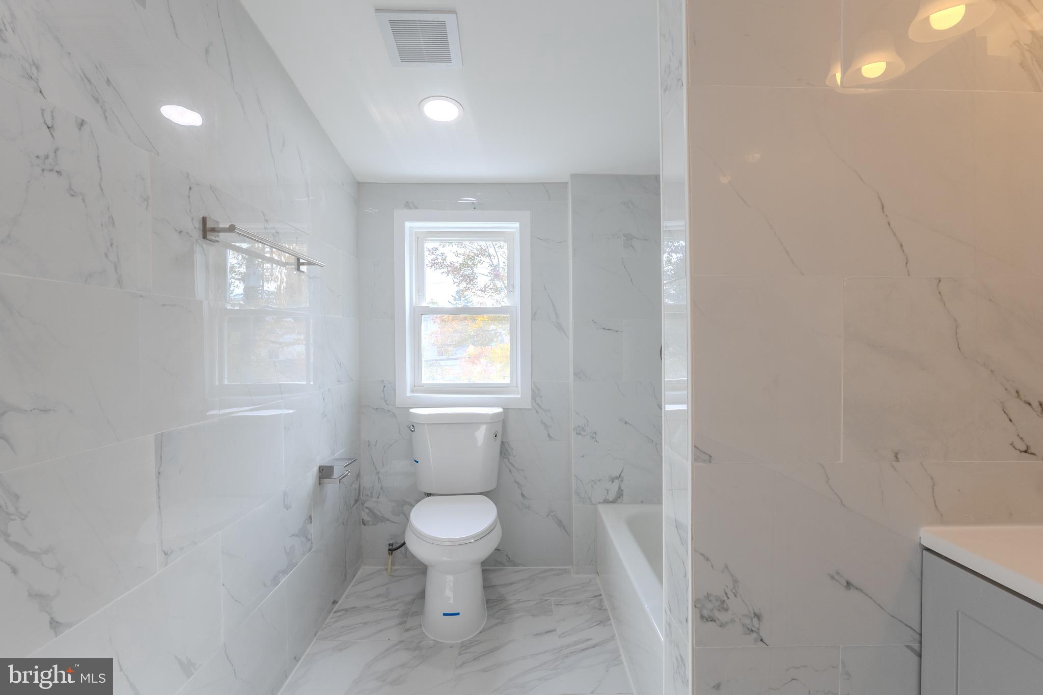 CHADWICK MANOR - Residential