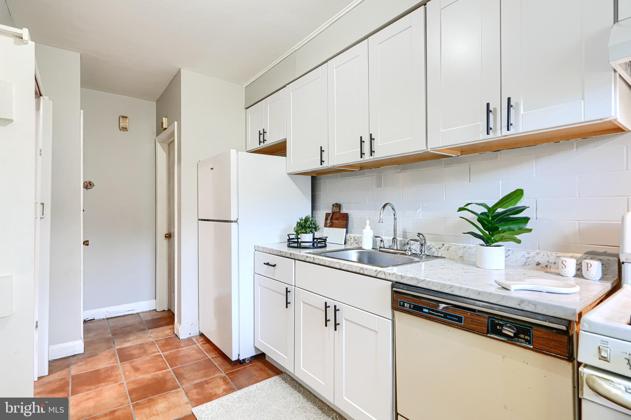 NEW NORTHWOOD - Residential