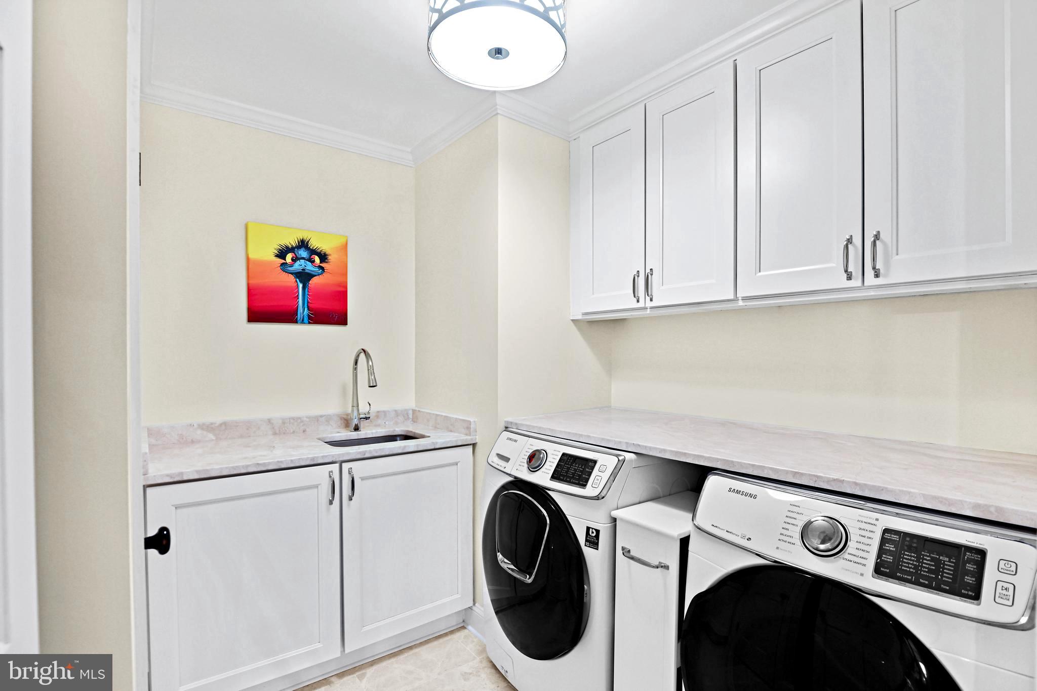 HAMPTONS OF MCLEAN - Residential