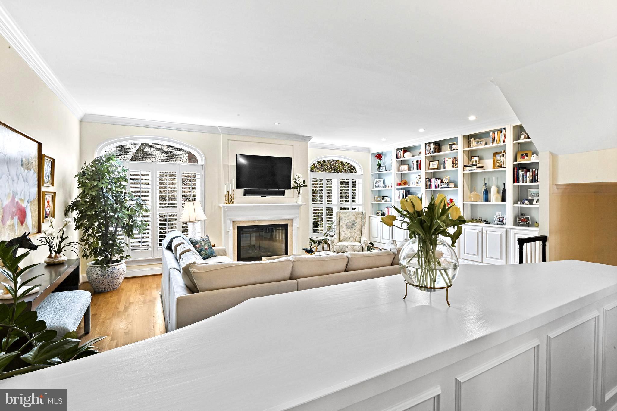 HAMPTONS OF MCLEAN - Residential