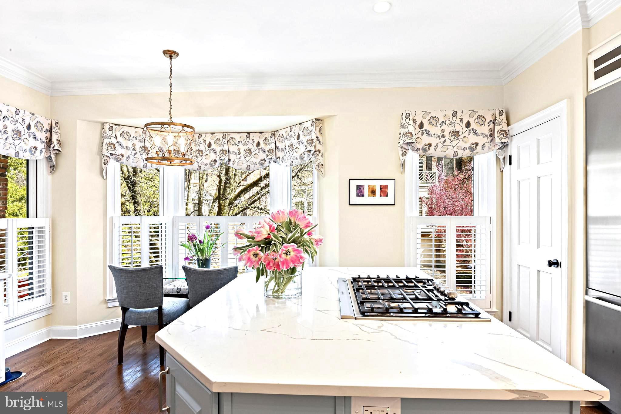 HAMPTONS OF MCLEAN - Residential