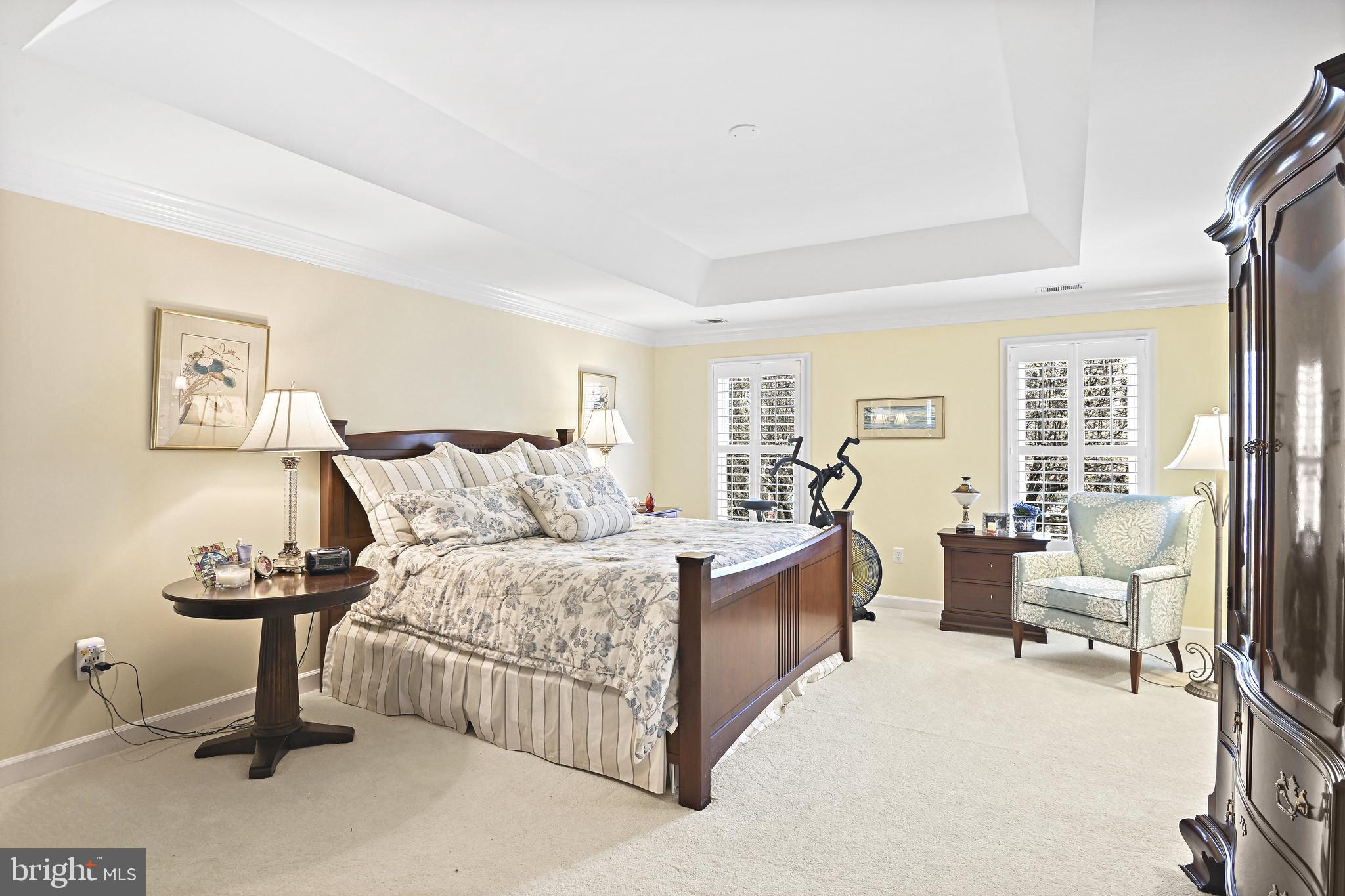 HAMPTONS OF MCLEAN - Residential