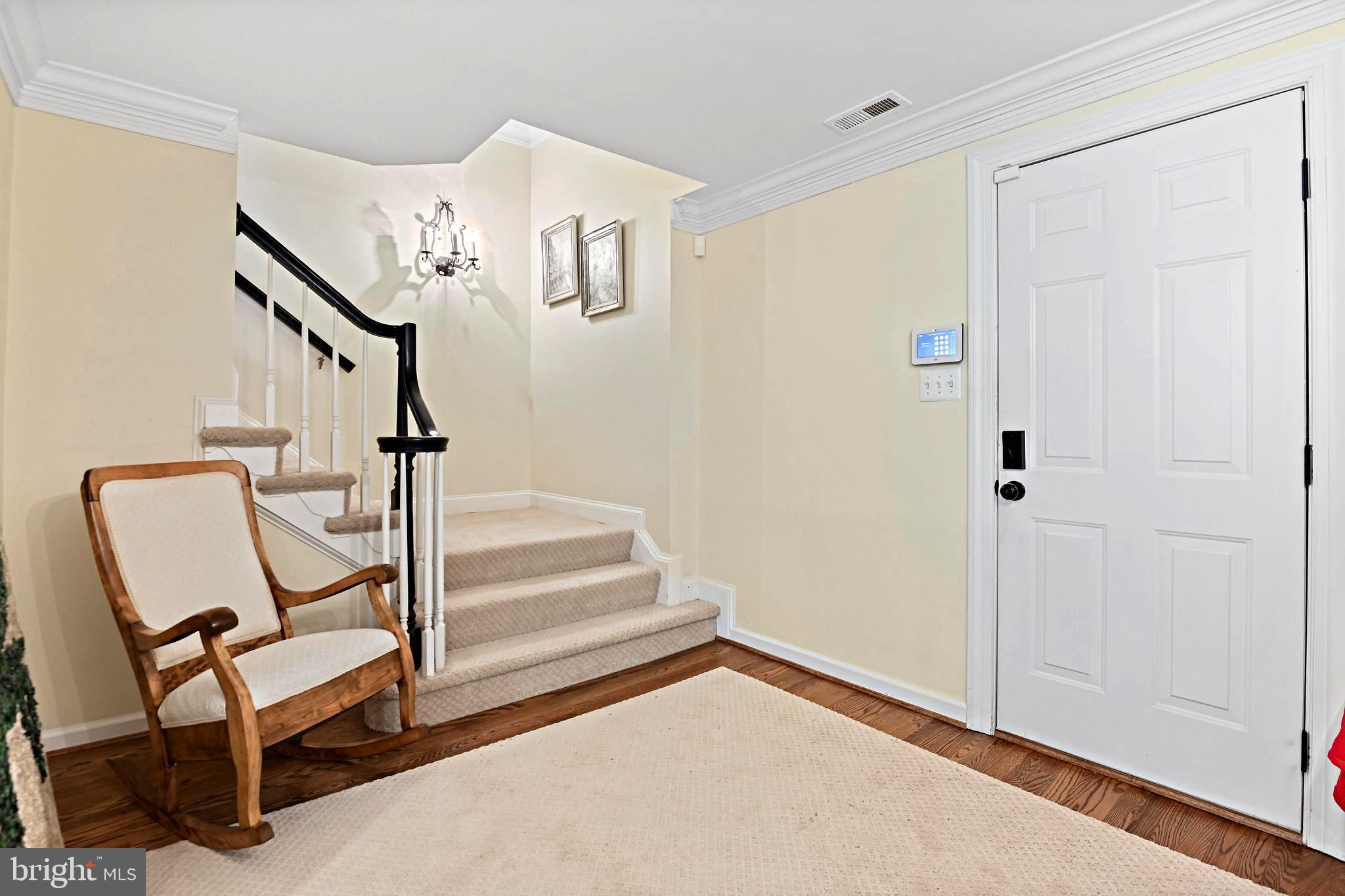 HAMPTONS OF MCLEAN - Residential