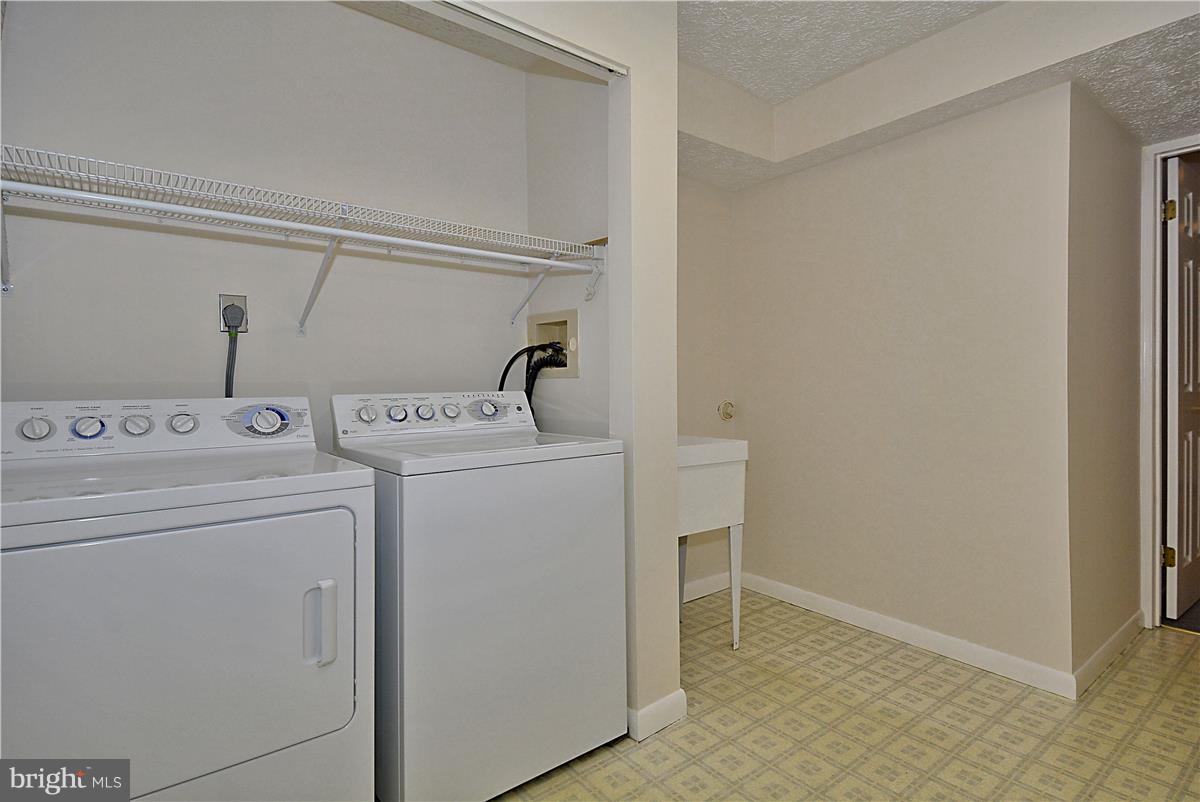 WHETSTONE RUN - Residential Lease