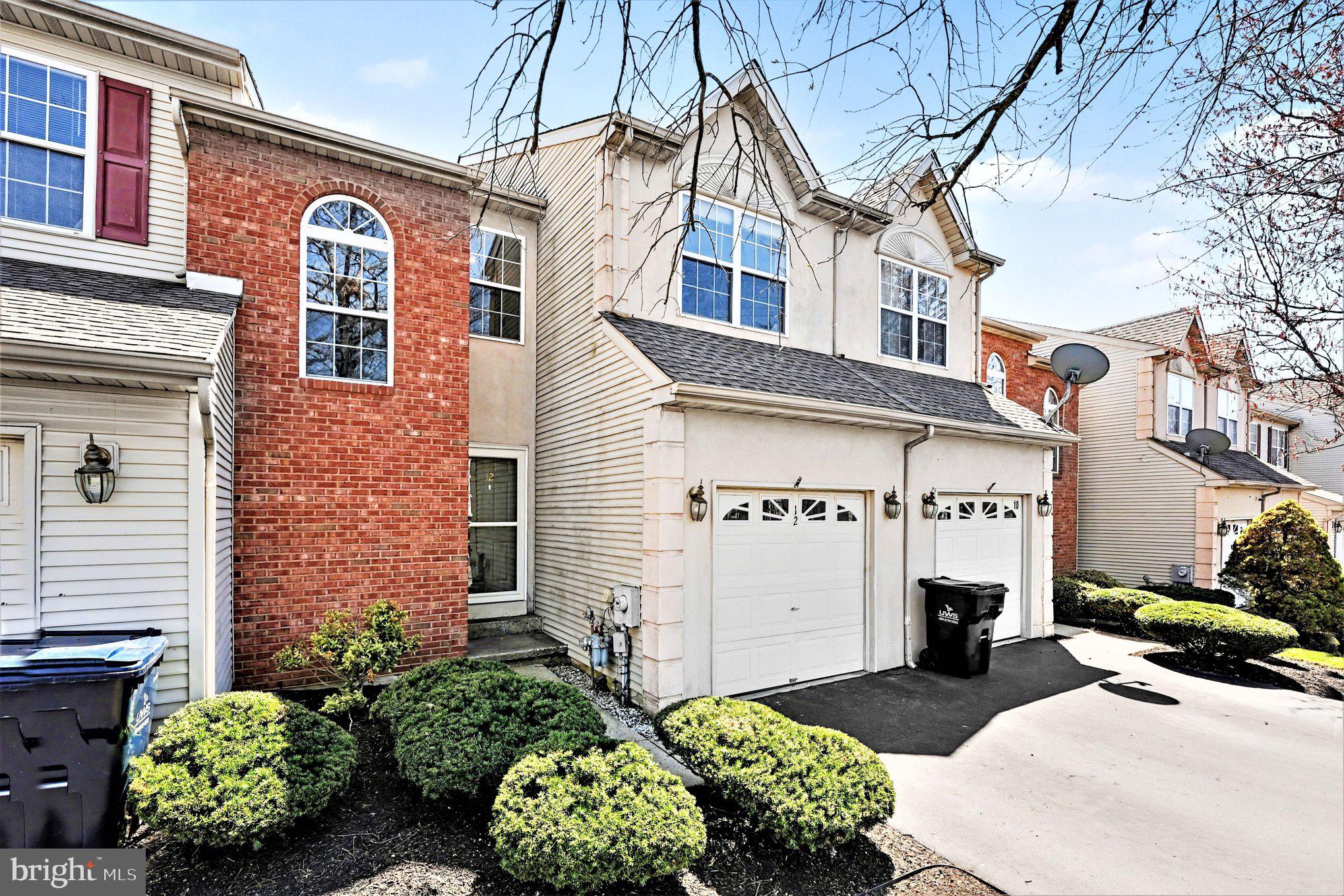 ROSECLIFF MANOR - Residential