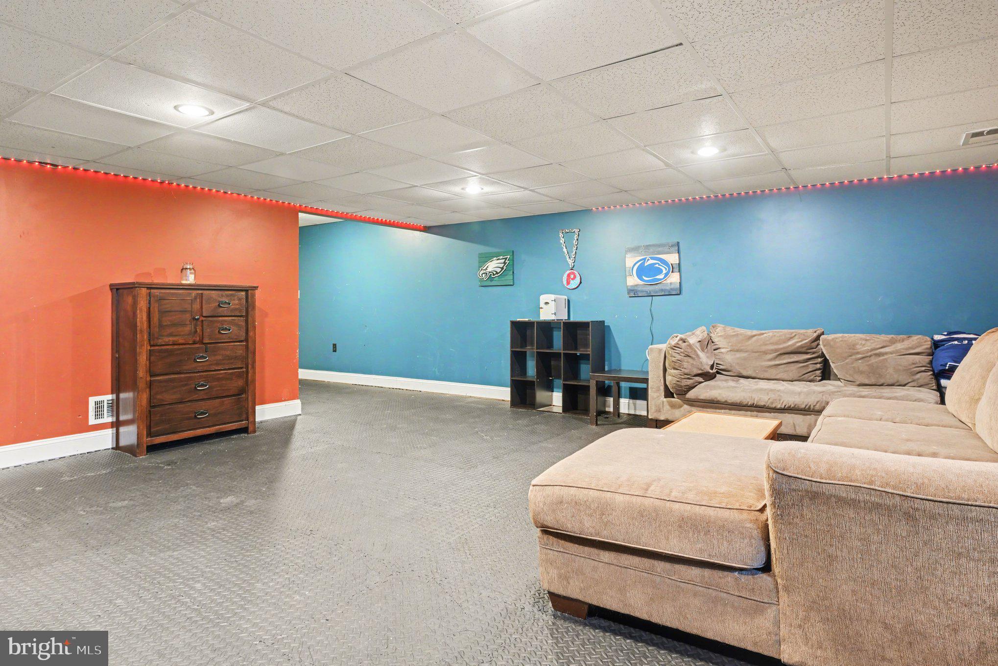 ROSECLIFF MANOR - Residential