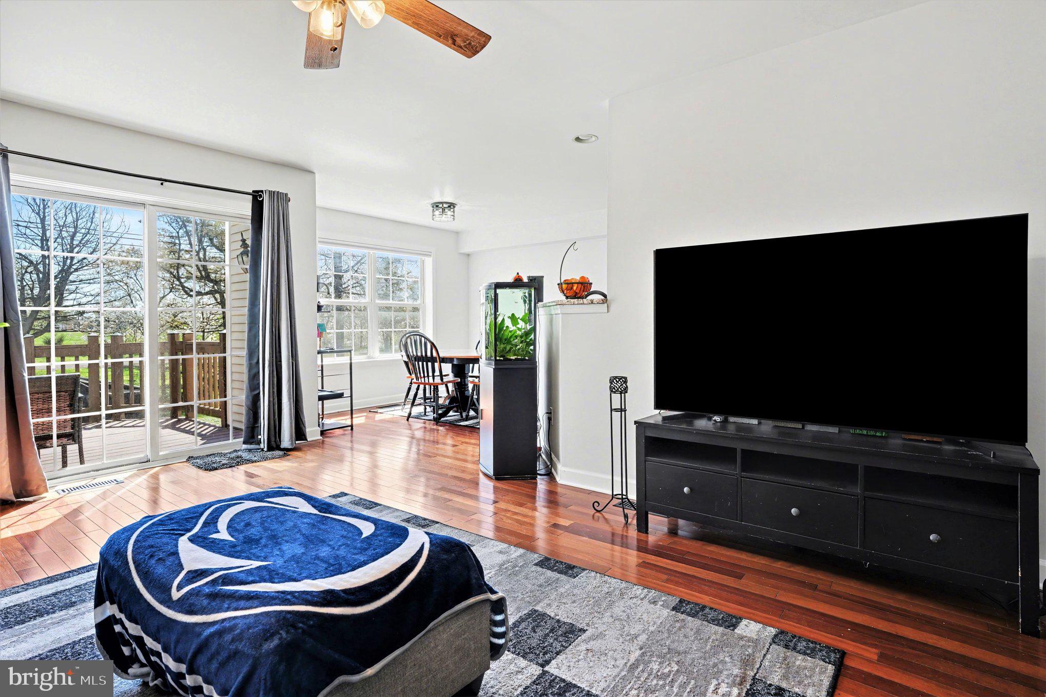 ROSECLIFF MANOR - Residential