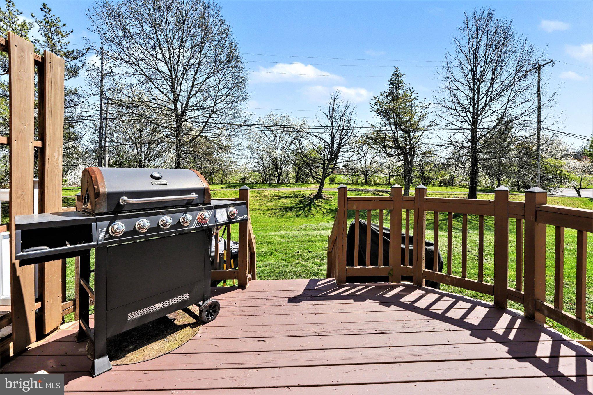 ROSECLIFF MANOR - Residential