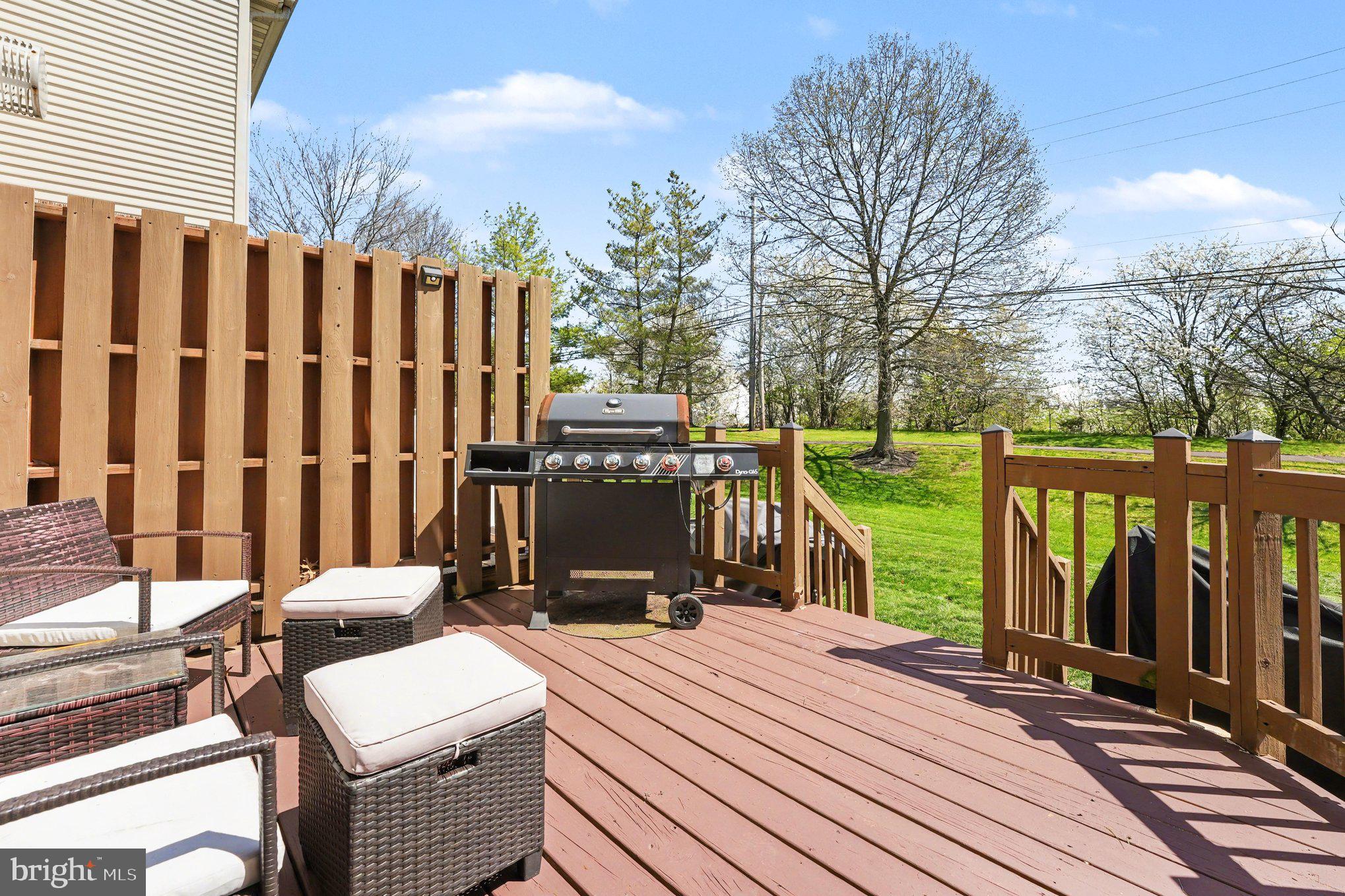 ROSECLIFF MANOR - Residential