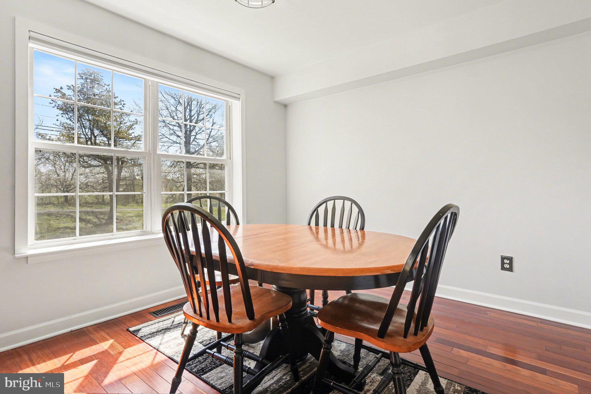 ROSECLIFF MANOR - Residential