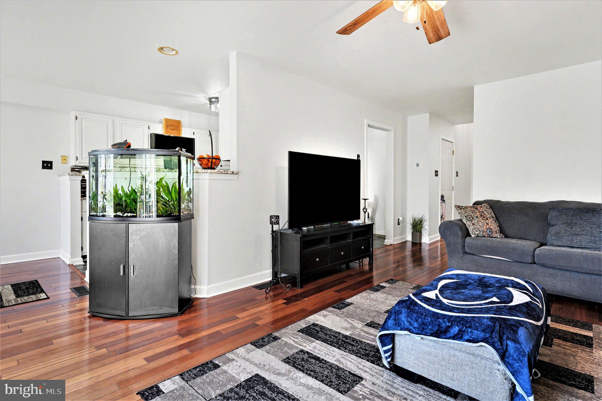 ROSECLIFF MANOR - Residential