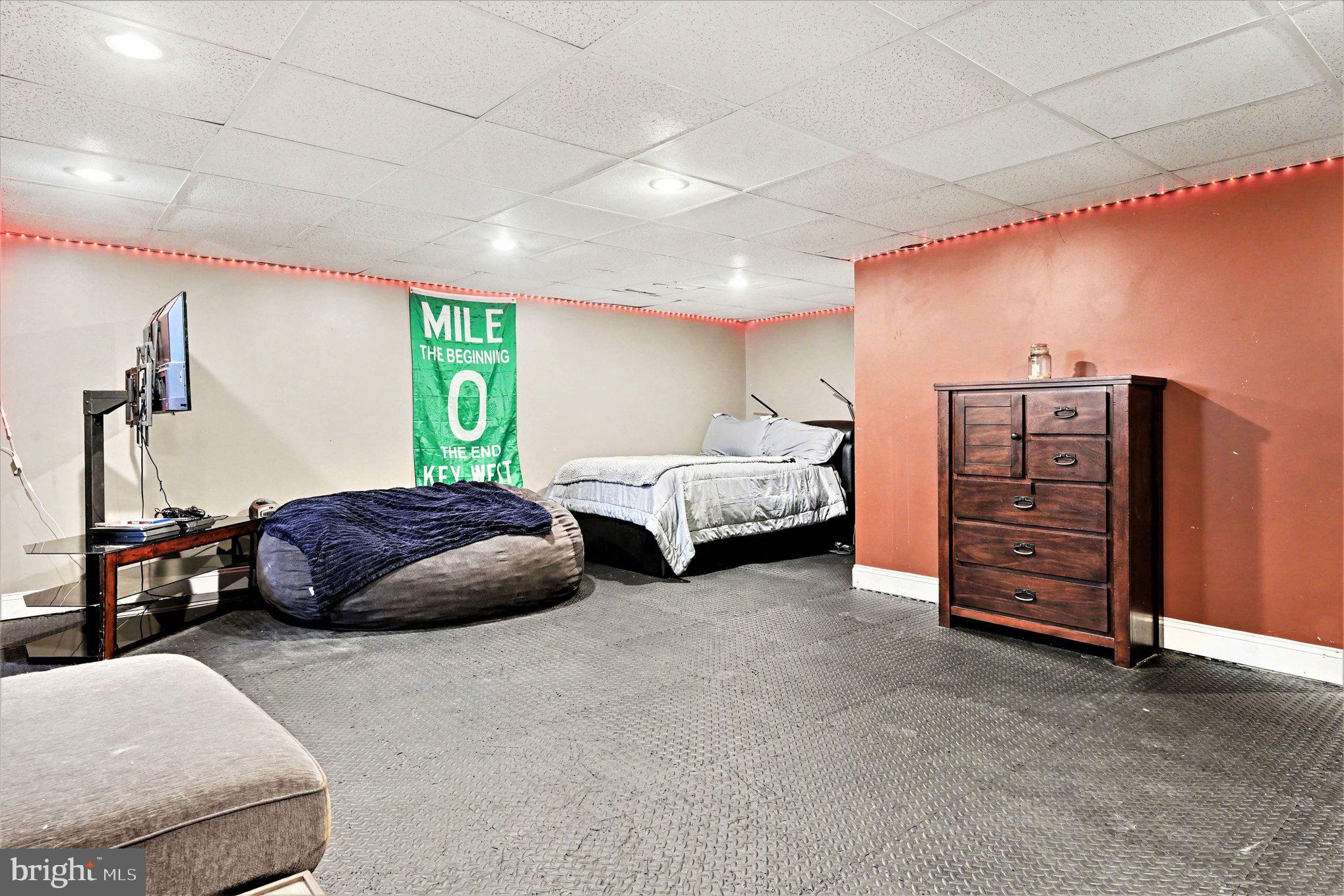 ROSECLIFF MANOR - Residential