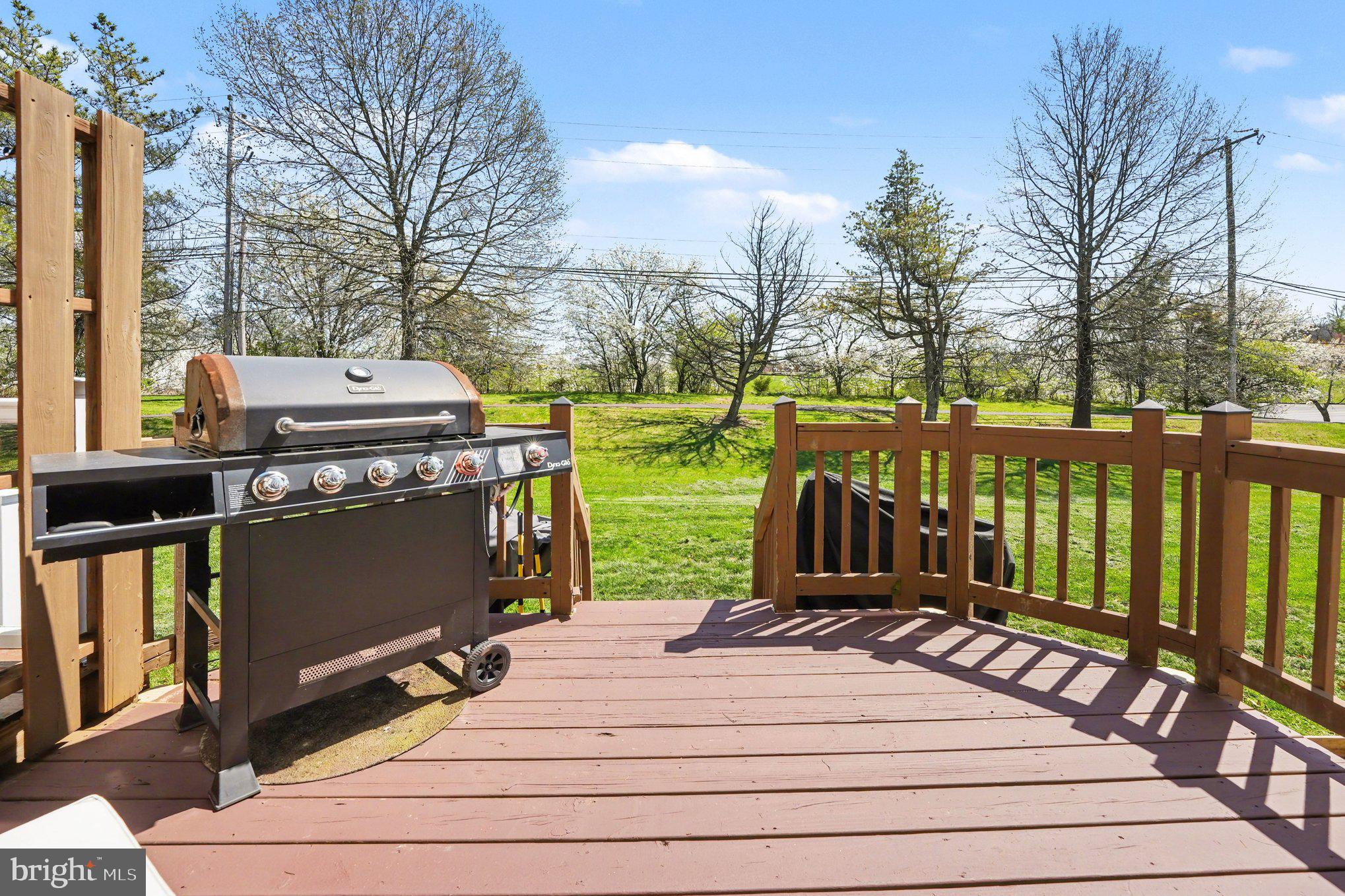 ROSECLIFF MANOR - Residential