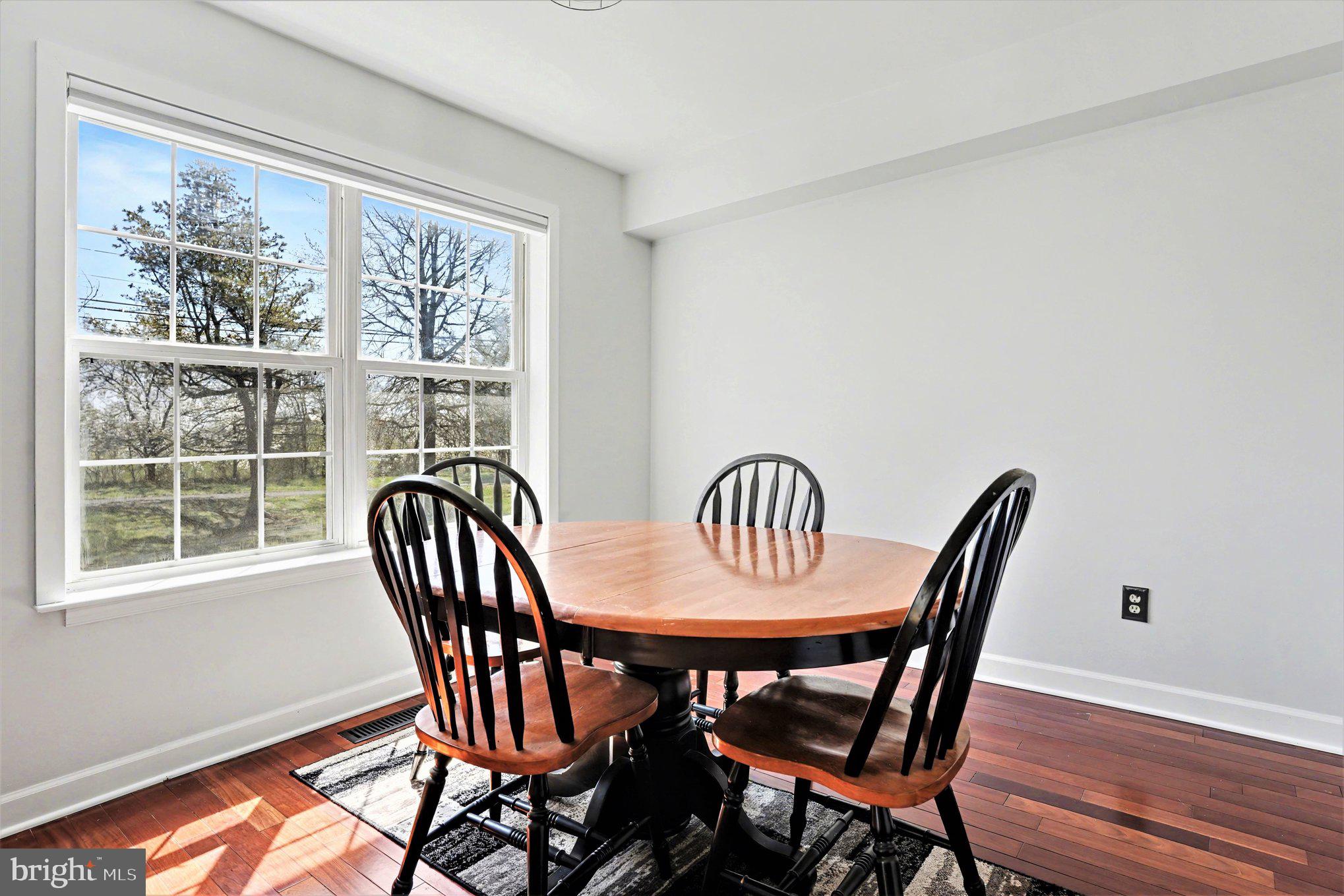 ROSECLIFF MANOR - Residential