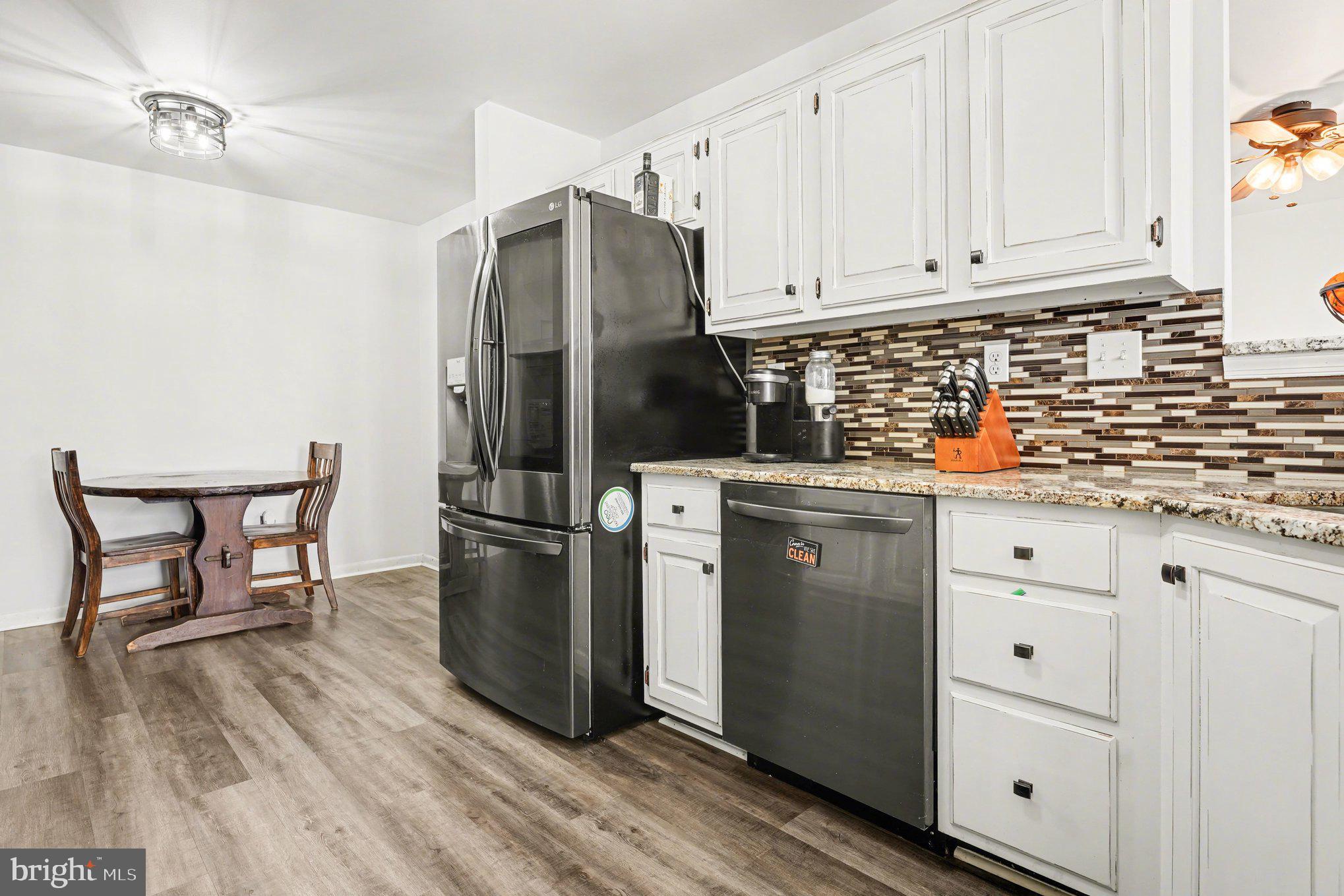 ROSECLIFF MANOR - Residential