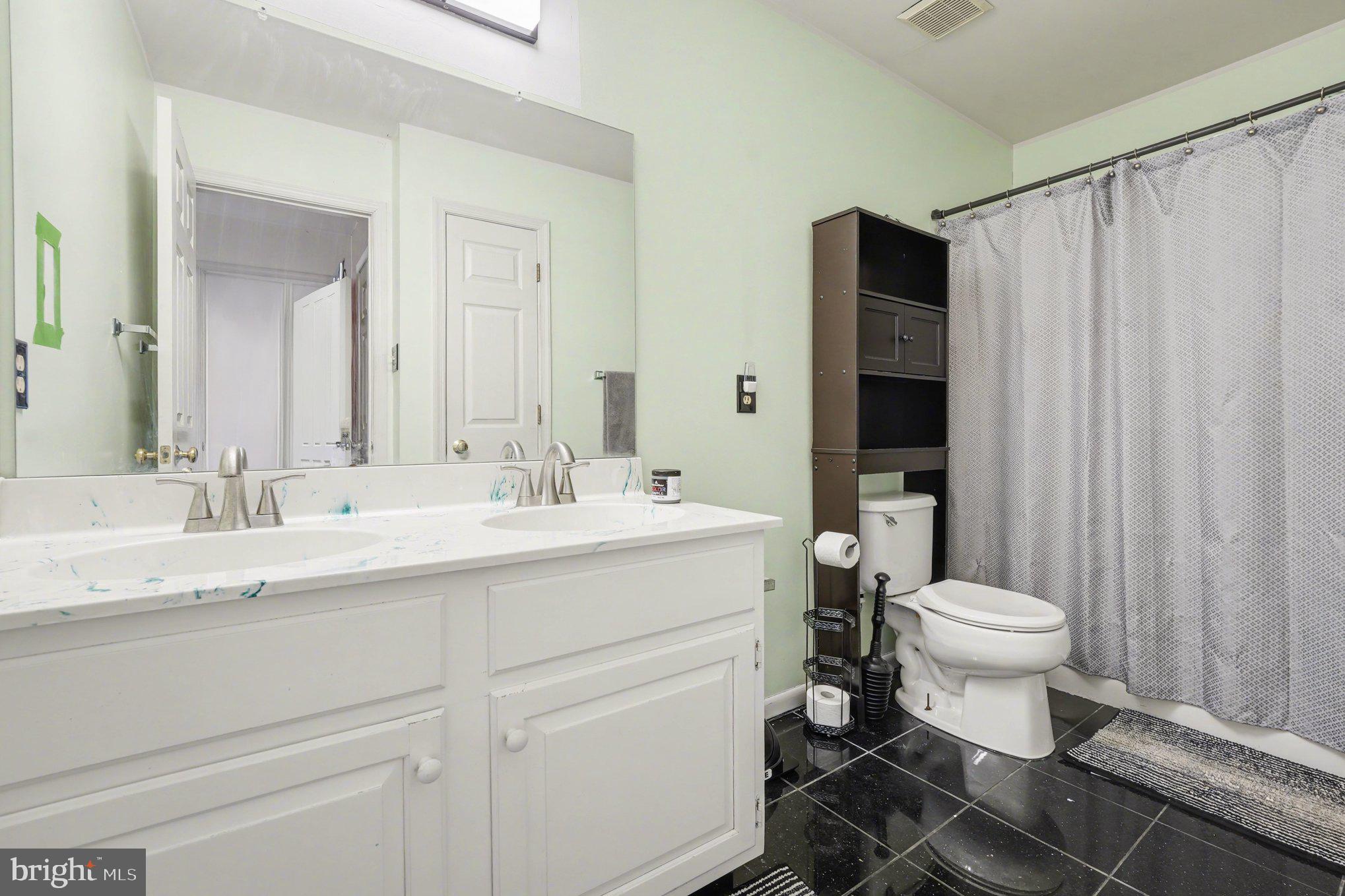 ROSECLIFF MANOR - Residential