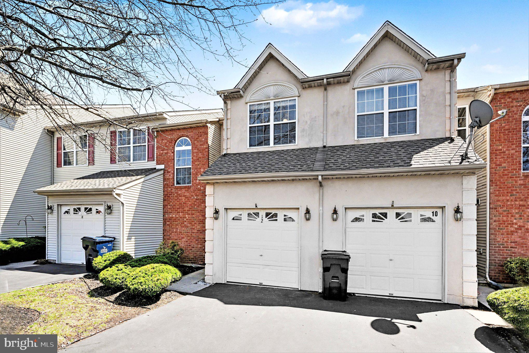 ROSECLIFF MANOR - Residential