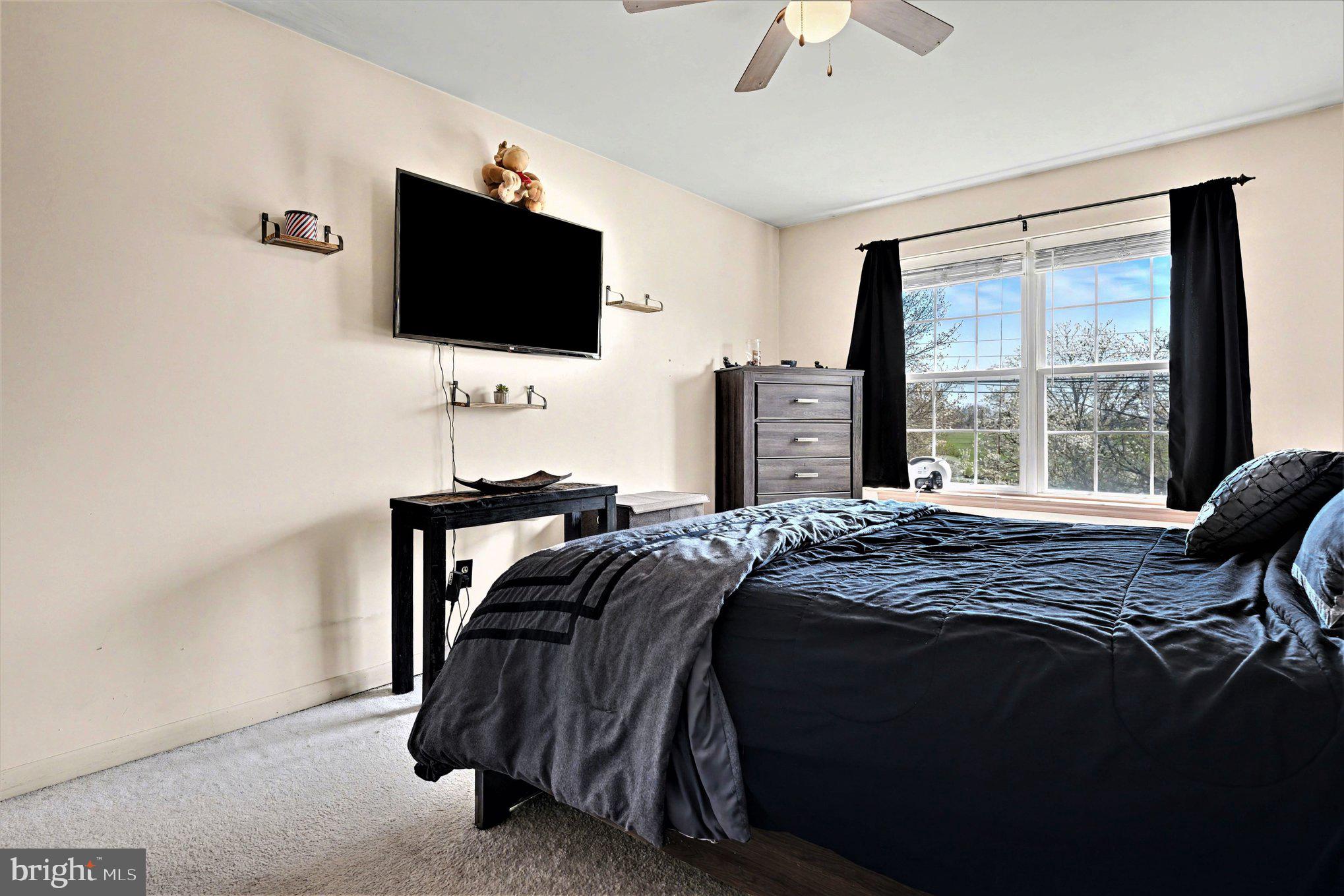 ROSECLIFF MANOR - Residential