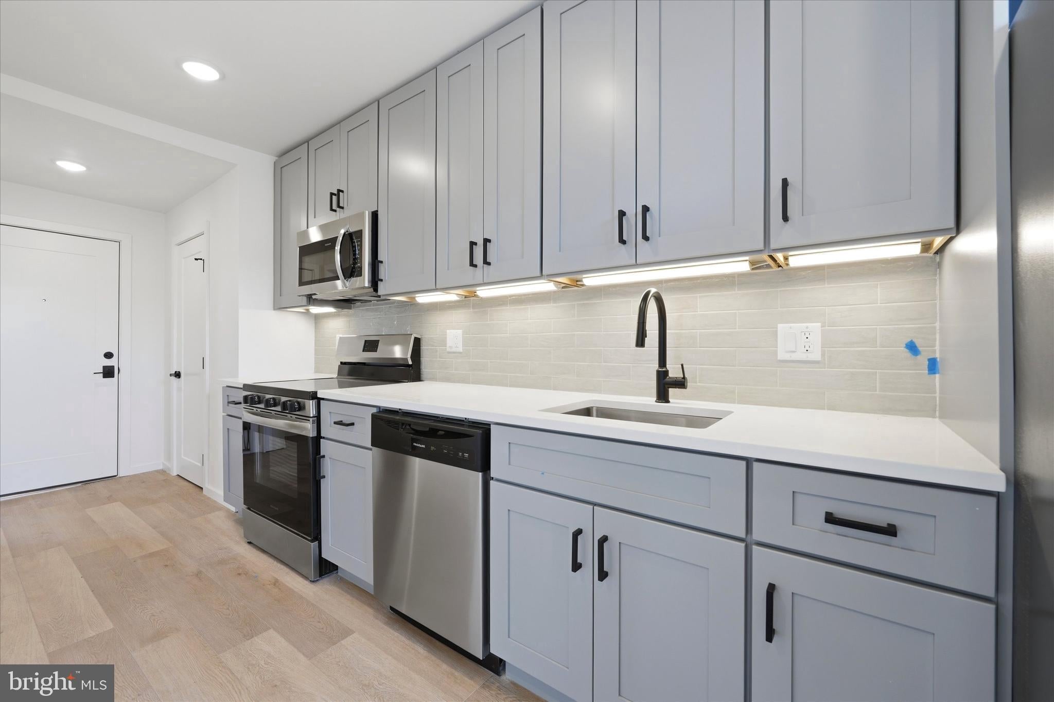 627 N 16TH STREET 301