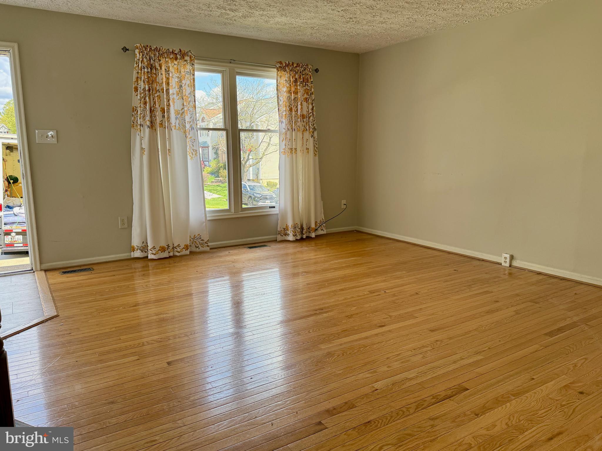 BALLENGER CREEK MEADOWS - Residential