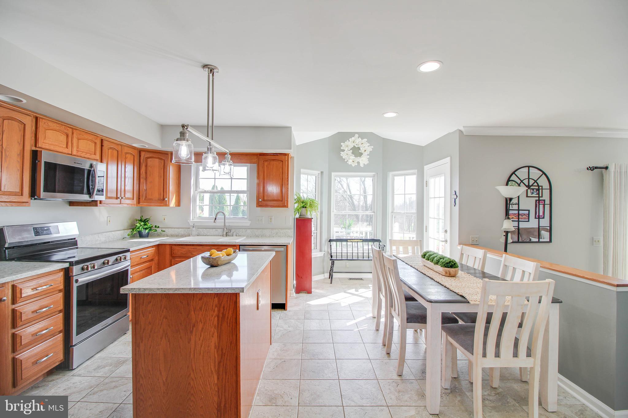 HOME FARM - Residential