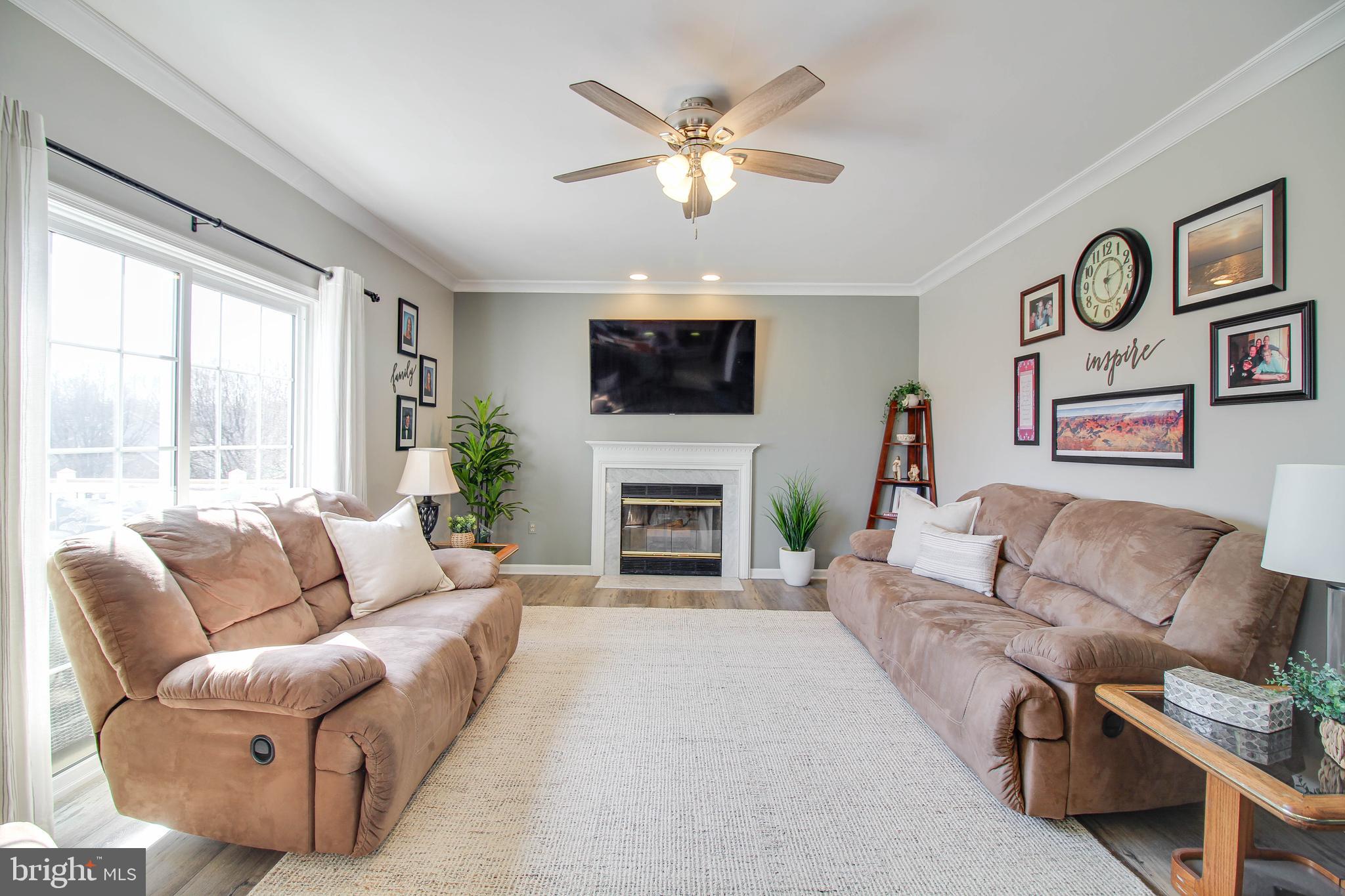 HOME FARM - Residential