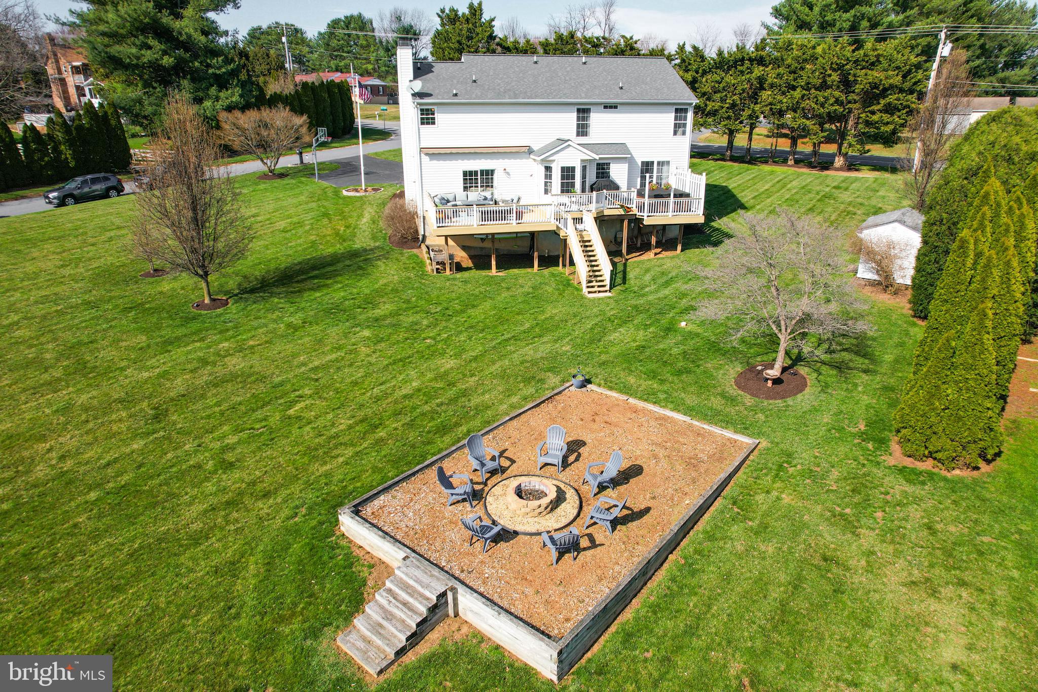 HOME FARM - Residential