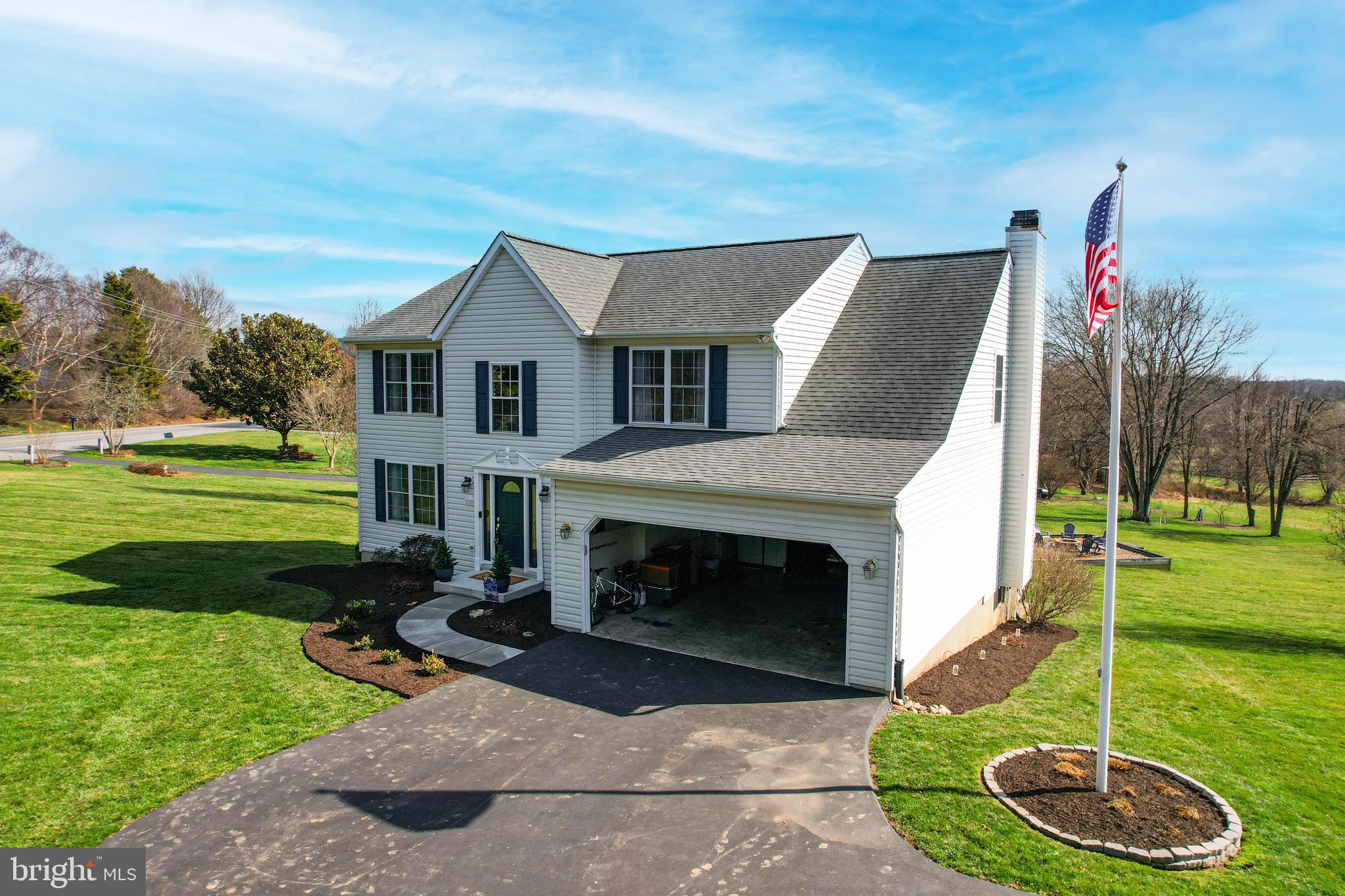 HOME FARM - Residential