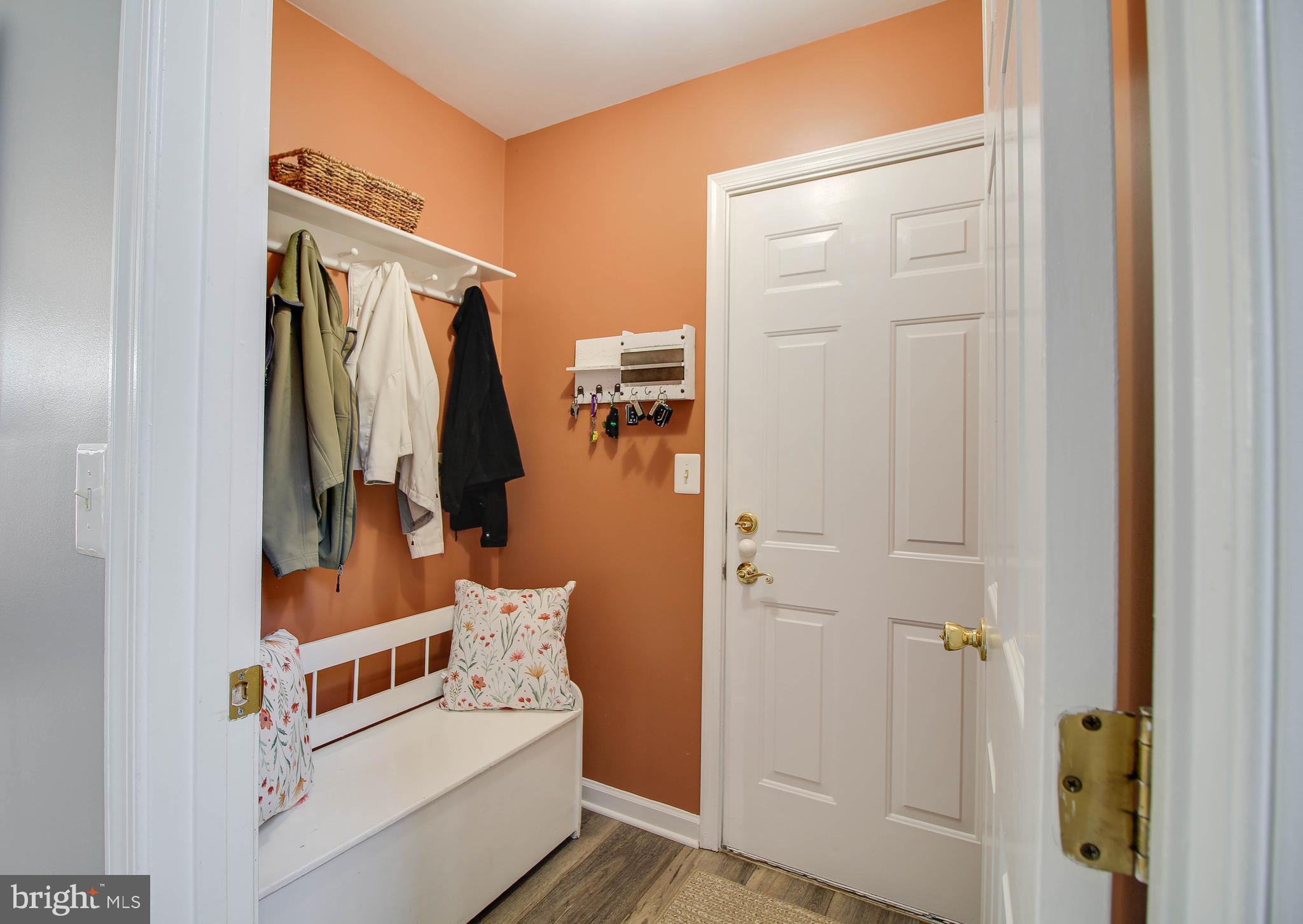 HOME FARM - Residential