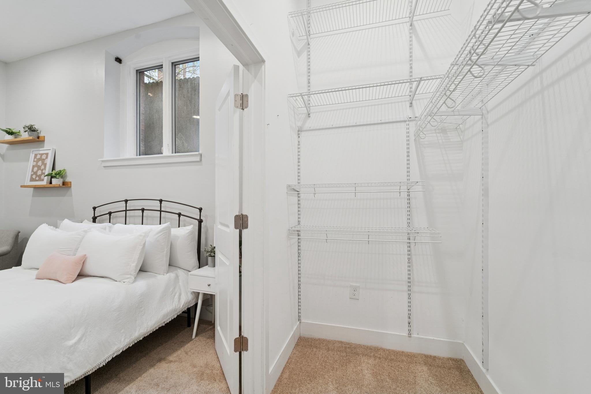 FAIRMOUNT - Residential