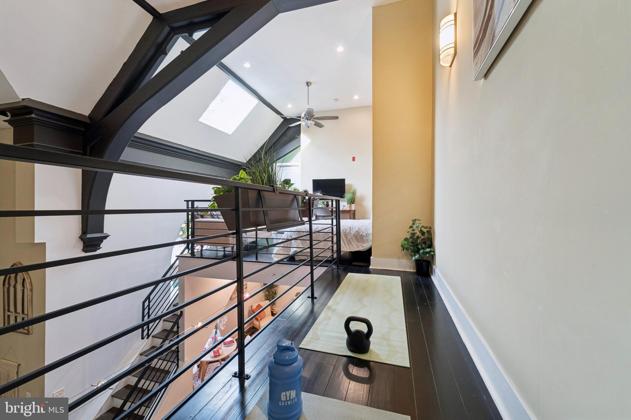 FAIRMOUNT - Residential