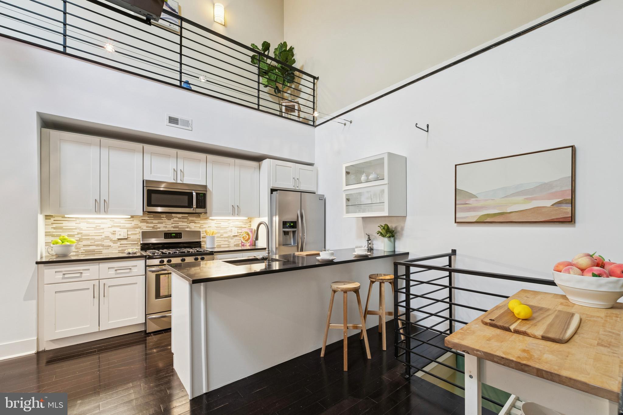 FAIRMOUNT - Residential