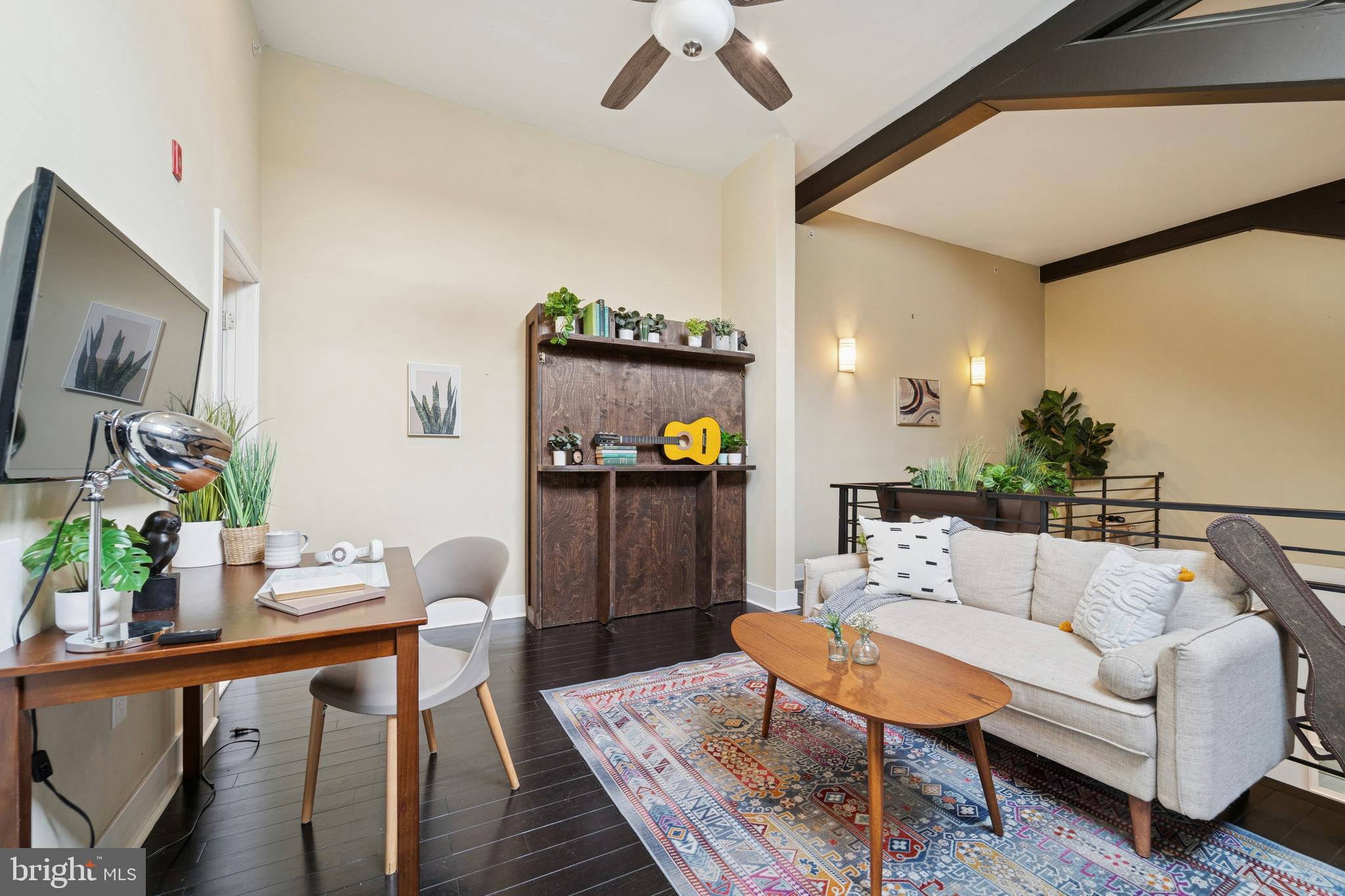 FAIRMOUNT - Residential