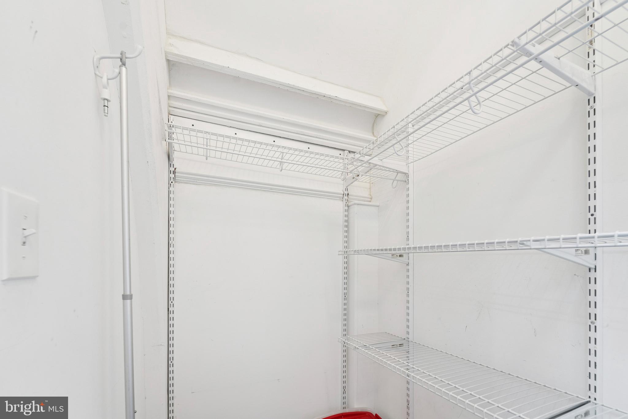 FAIRMOUNT - Residential