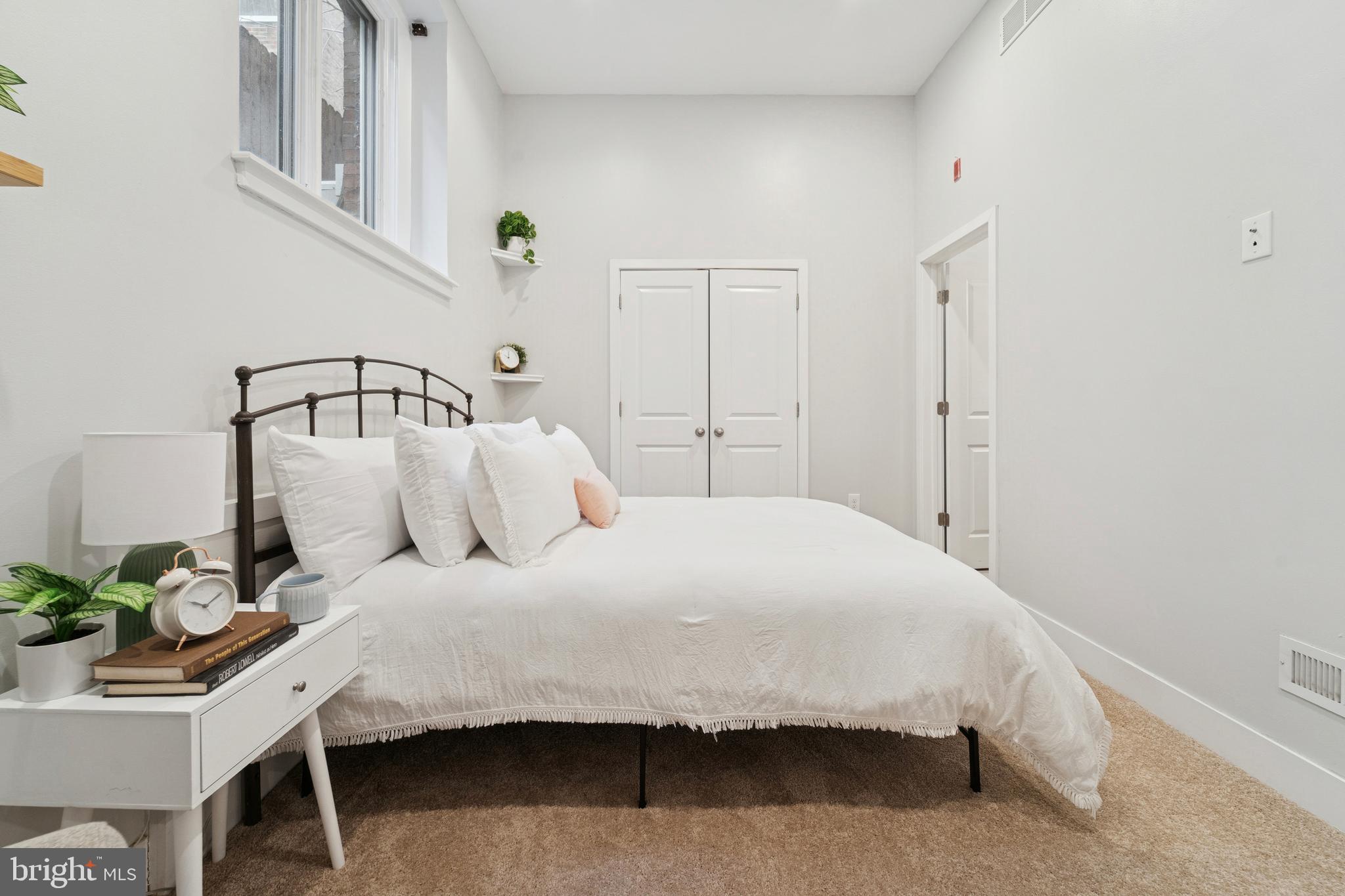 FAIRMOUNT - Residential