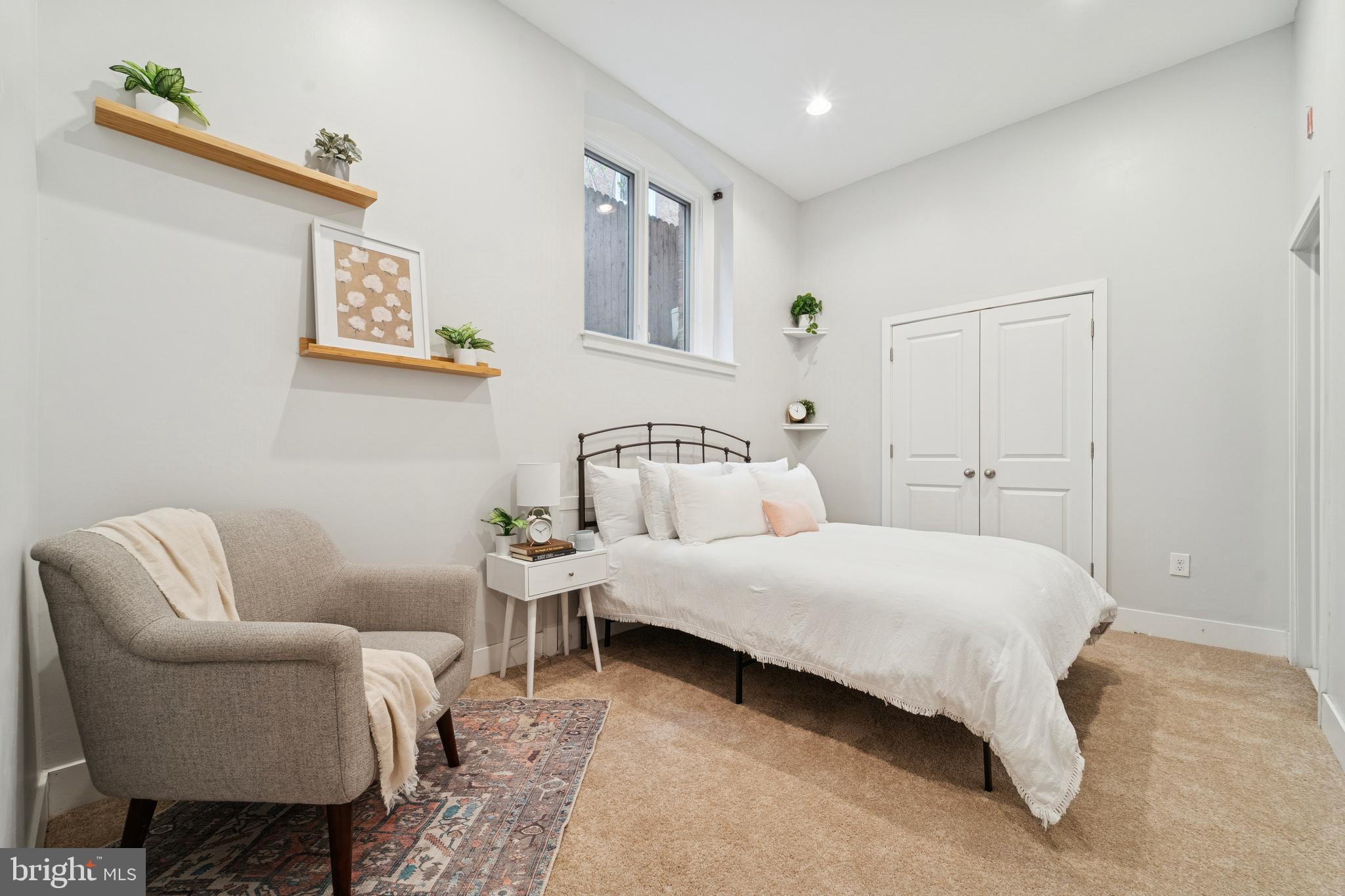 FAIRMOUNT - Residential