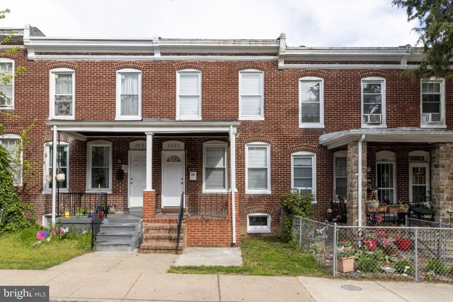 Bright and Sunny 2 bedroom 2 full bath home.  Updated Kitchen, Bathrooms, flooring, paint and lighting.  Ceiling fans in the living room, dining room and bedrooms.  Covered front porch as well as covered back porch.  Yard is fenced. ***offer deadline Thursday, April 29th 6pm, decision Friday evening***