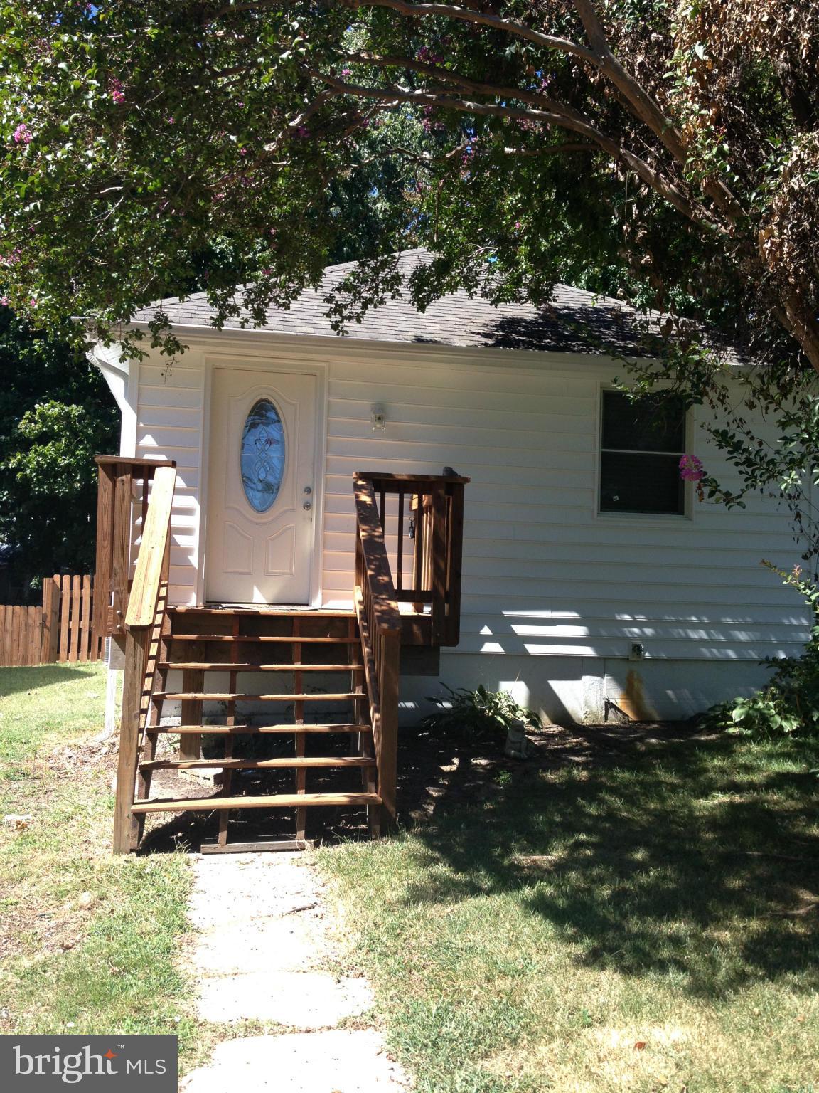 BEVERLEY BEACH - Residential Lease