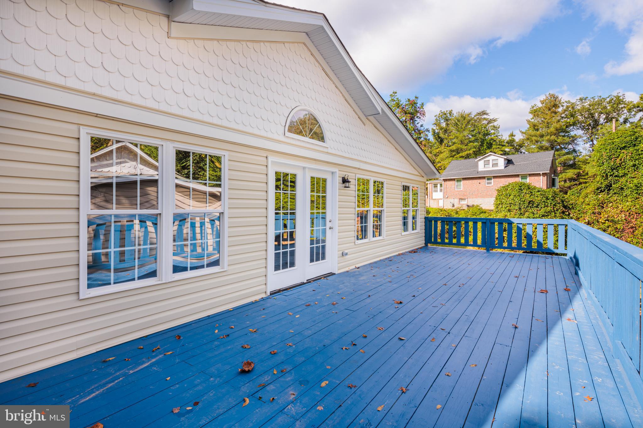 PERRY HALL - Residential