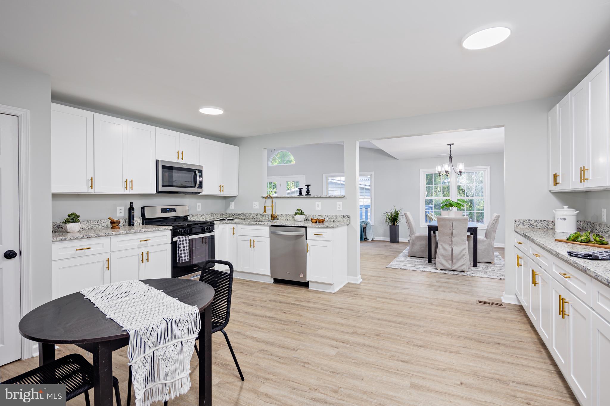 PERRY HALL - Residential