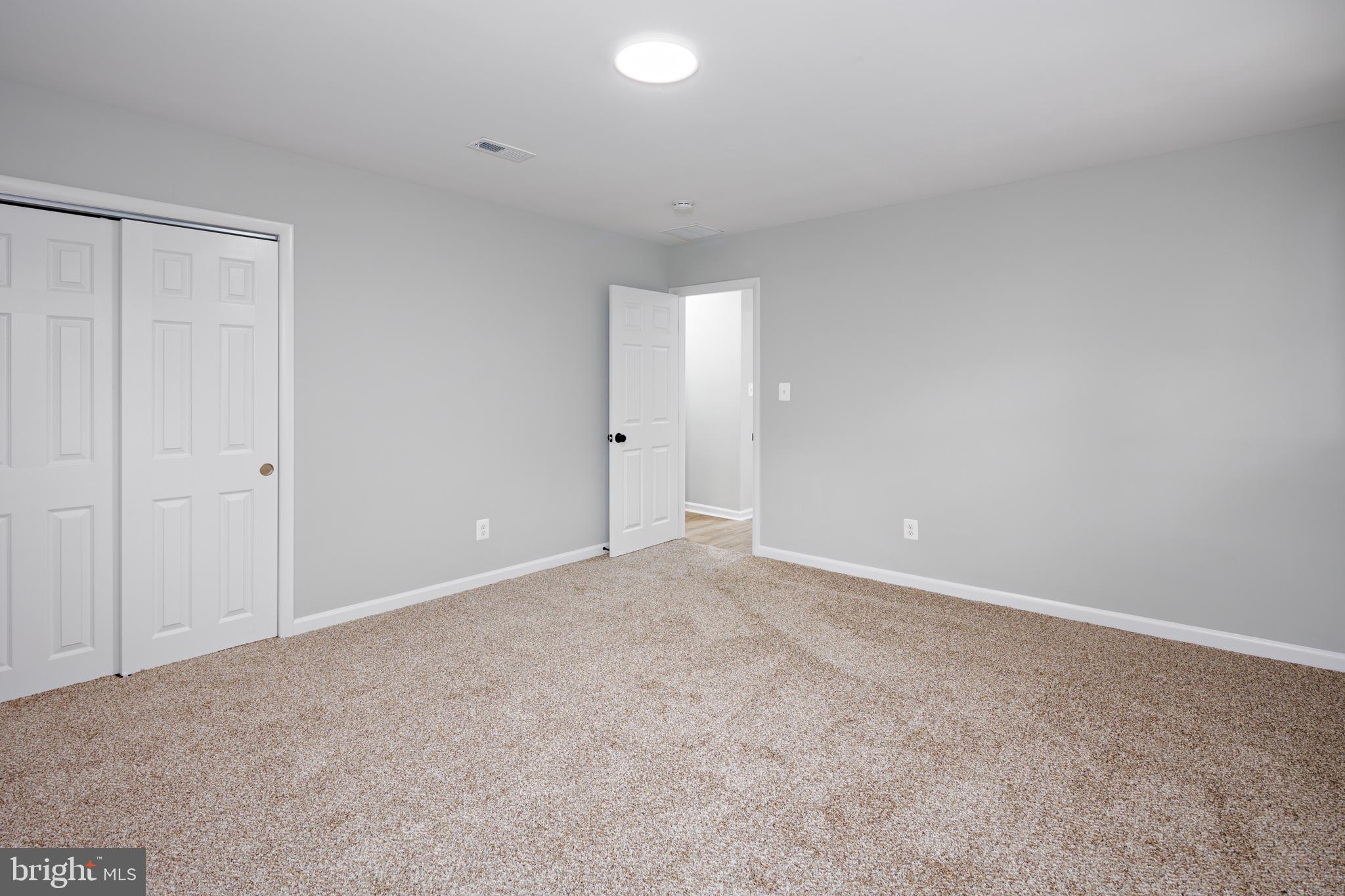 PERRY HALL - Residential