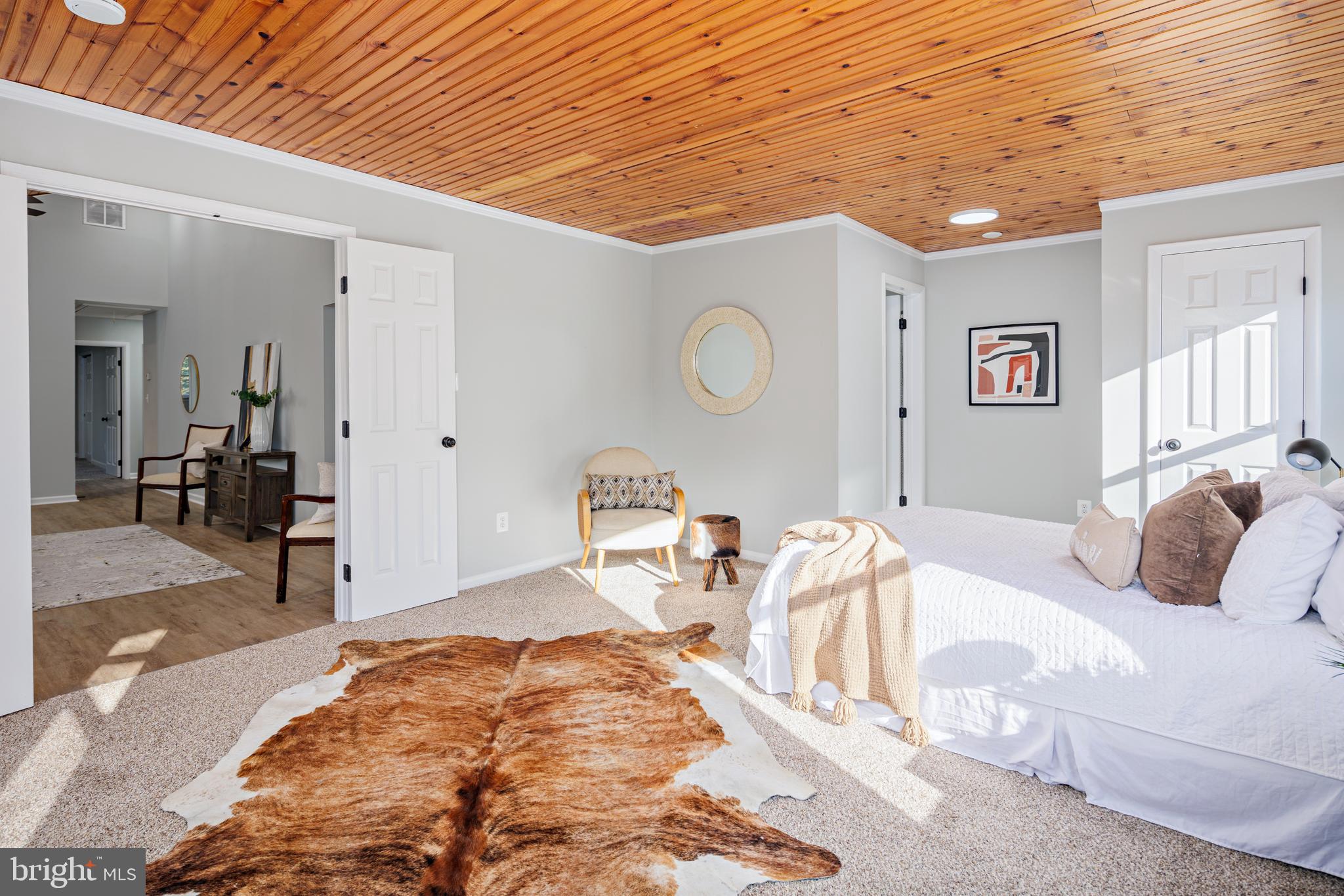 PERRY HALL - Residential