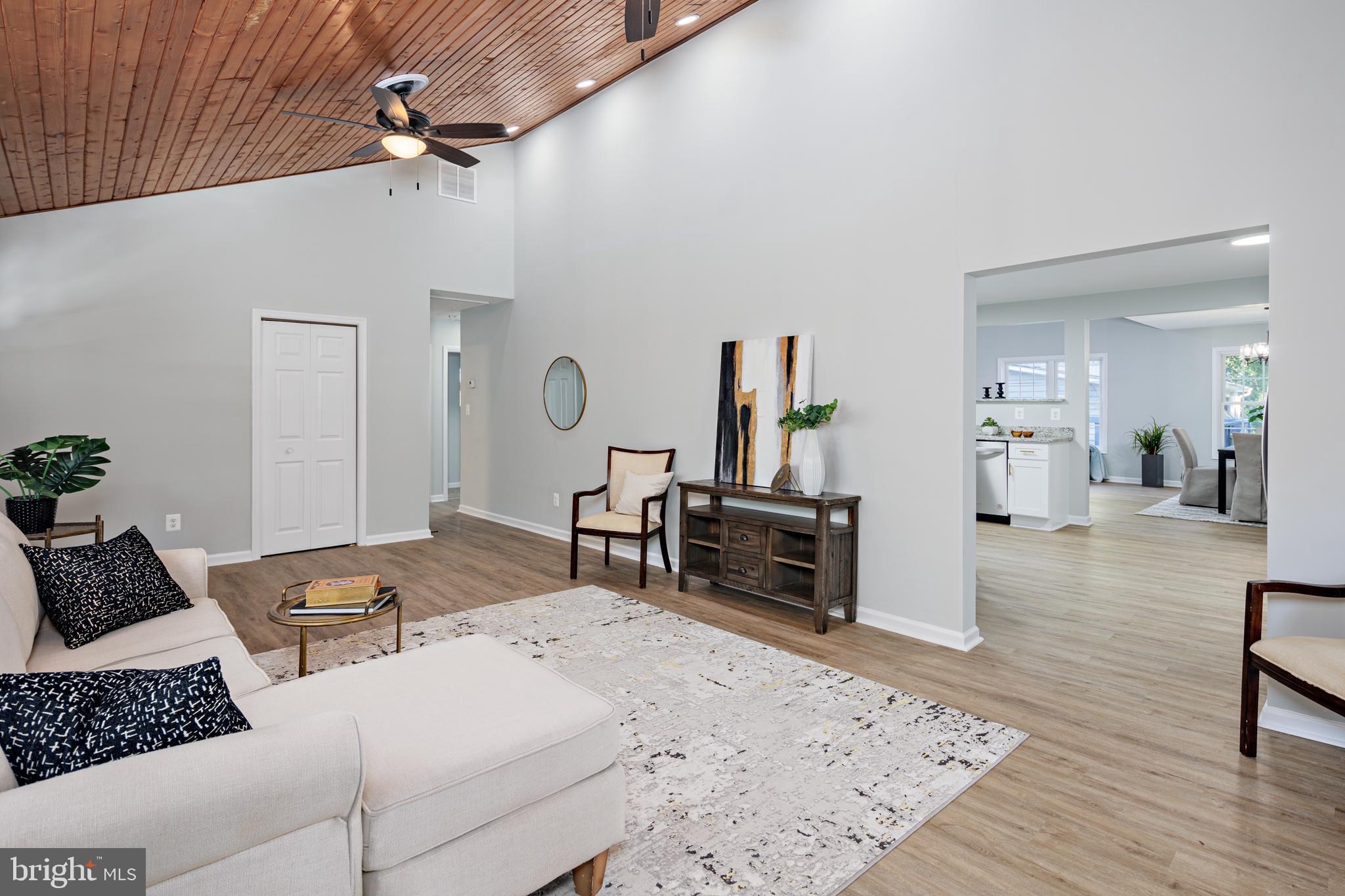 PERRY HALL - Residential