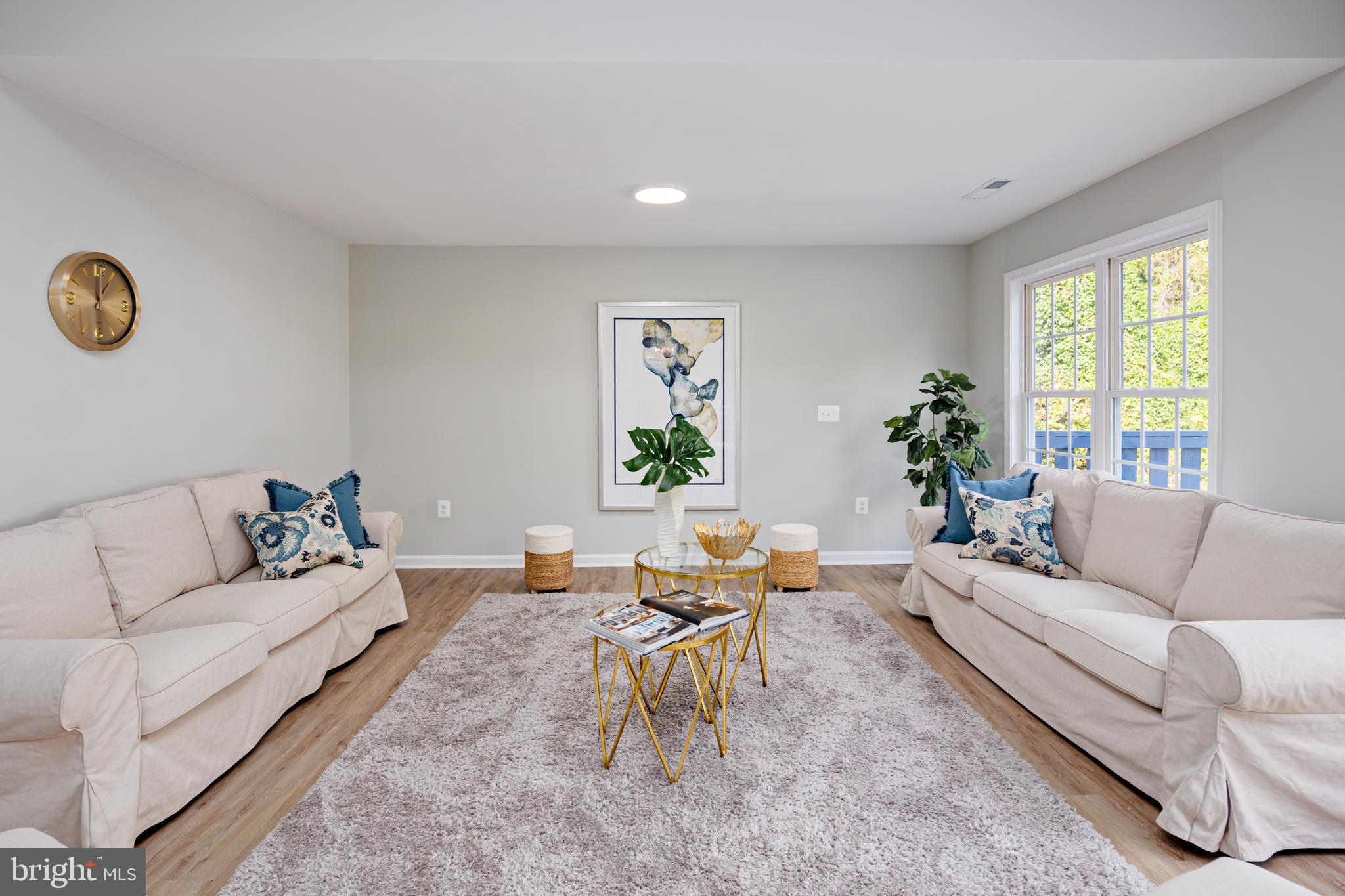 PERRY HALL - Residential