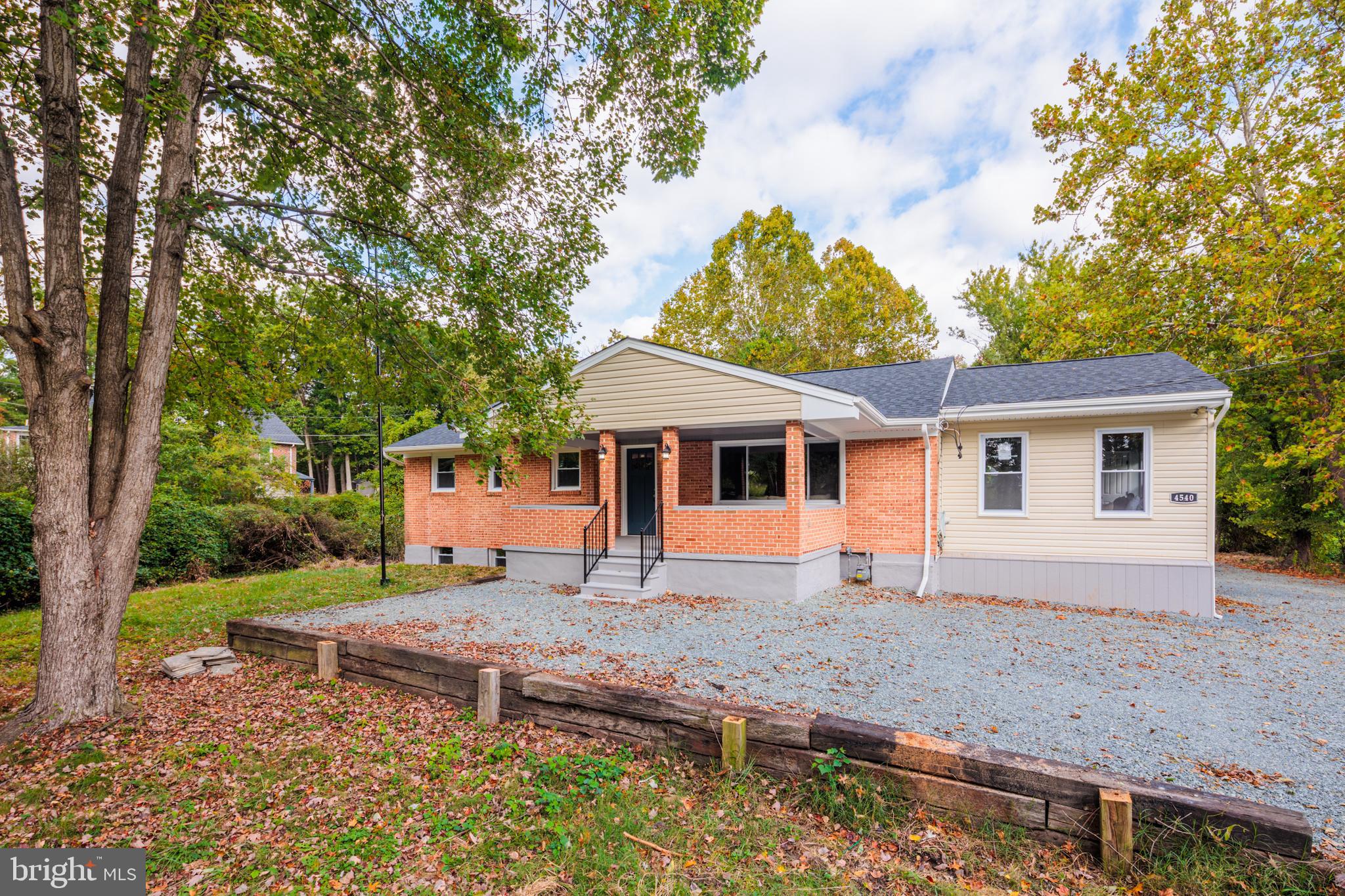 PERRY HALL - Residential