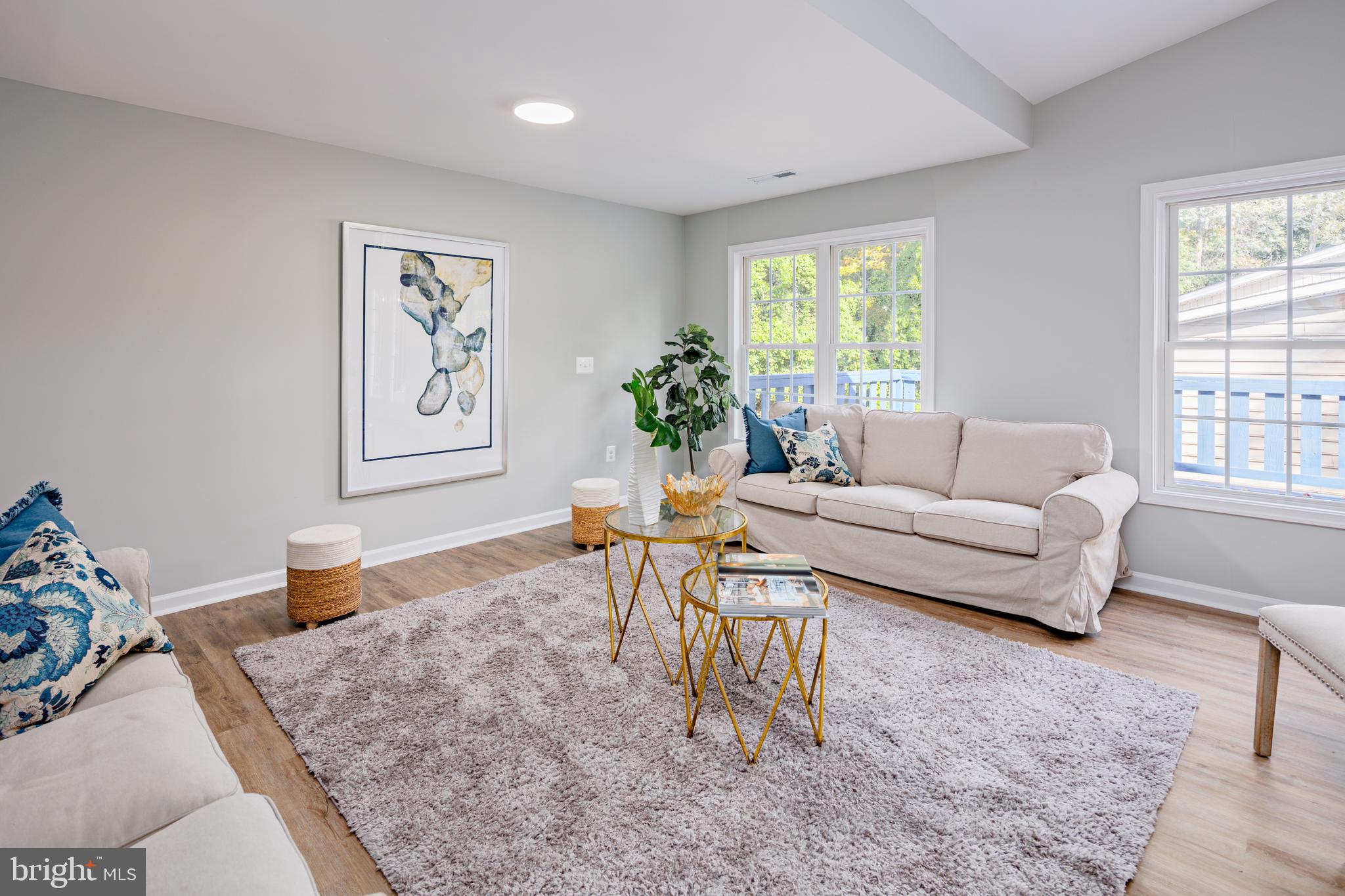 PERRY HALL - Residential