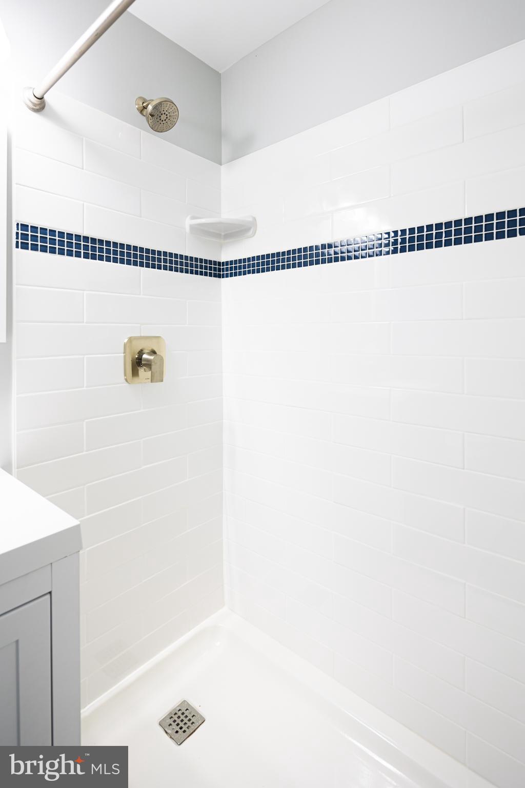 PERRY HALL - Residential